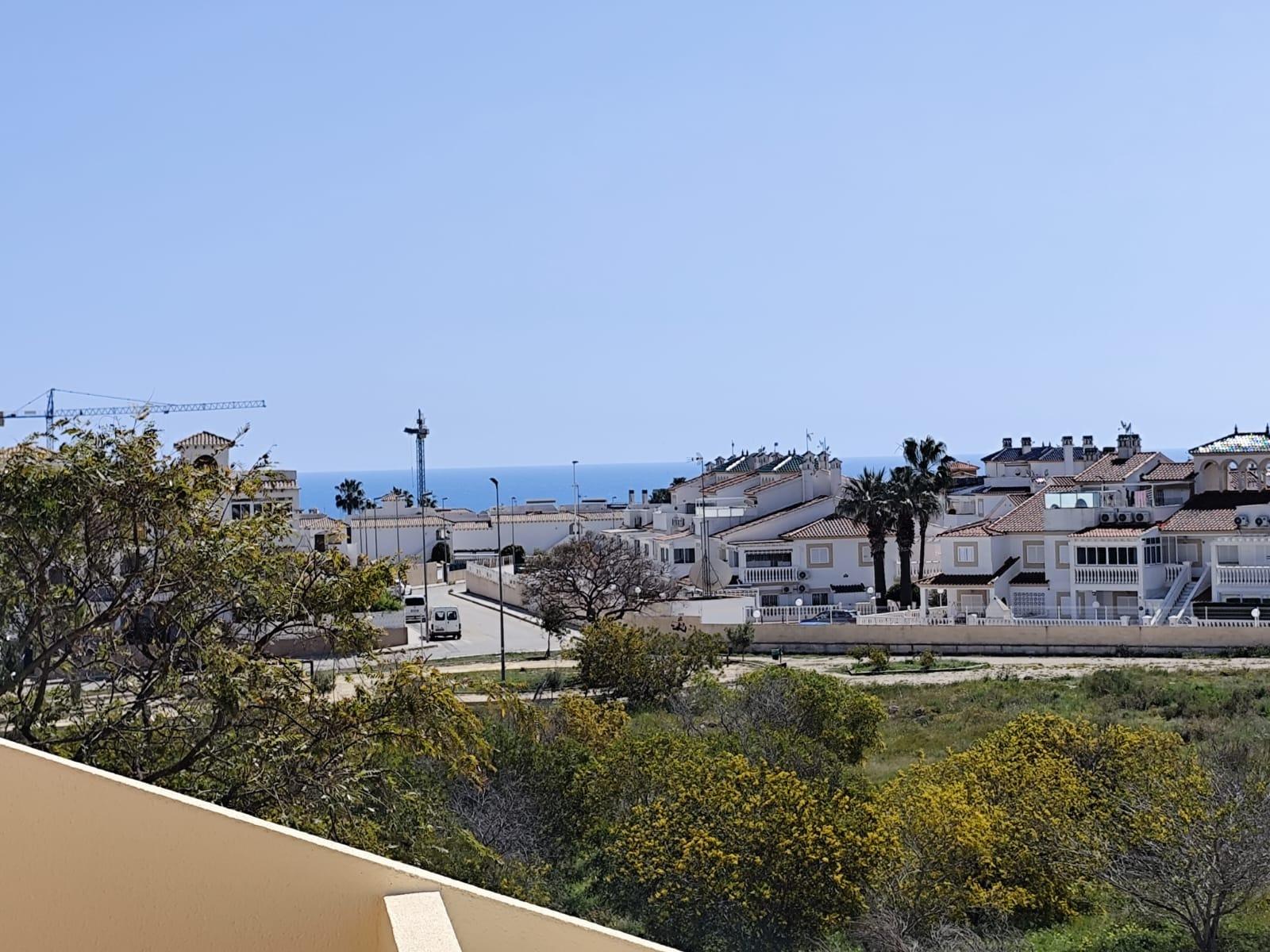 For sale - 2 Bedroom 2 Bathroom Bungalow in Orihuela - Urbanización Perla Del Mar  - Alicante