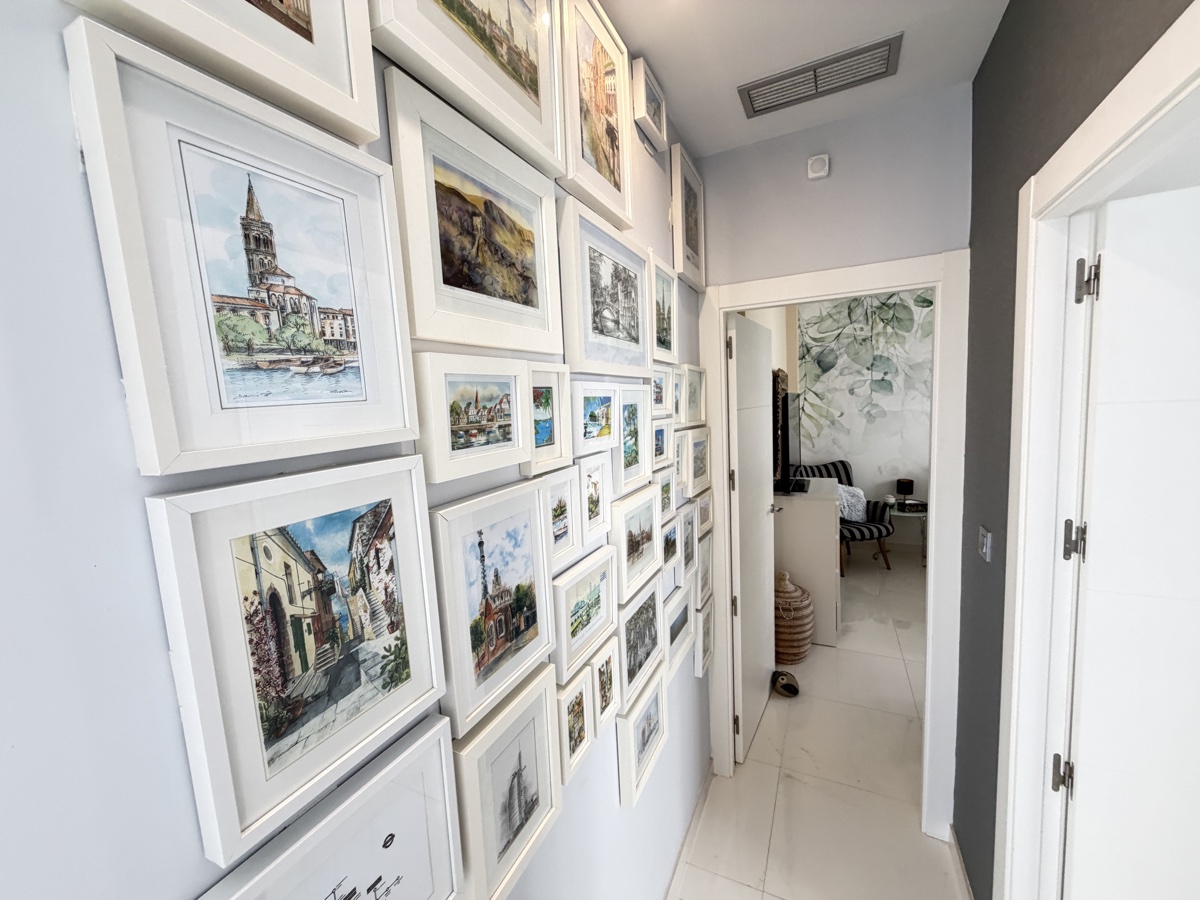 For sale - 3 Bedroom 2 Bathroom Villa in Villamartin - , Villamartin, Alicante, Spain - Alicante