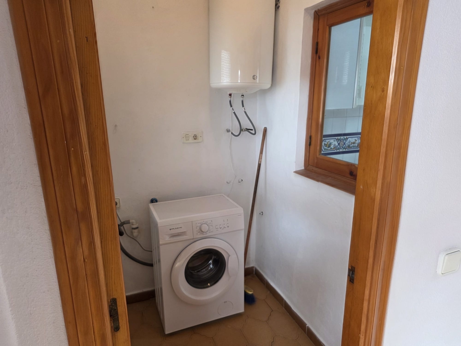 For sale - 2 Bedroom 1 Bathroom Apartment in Villamartin - , Villamartin, Alicante, Spain - Alicante