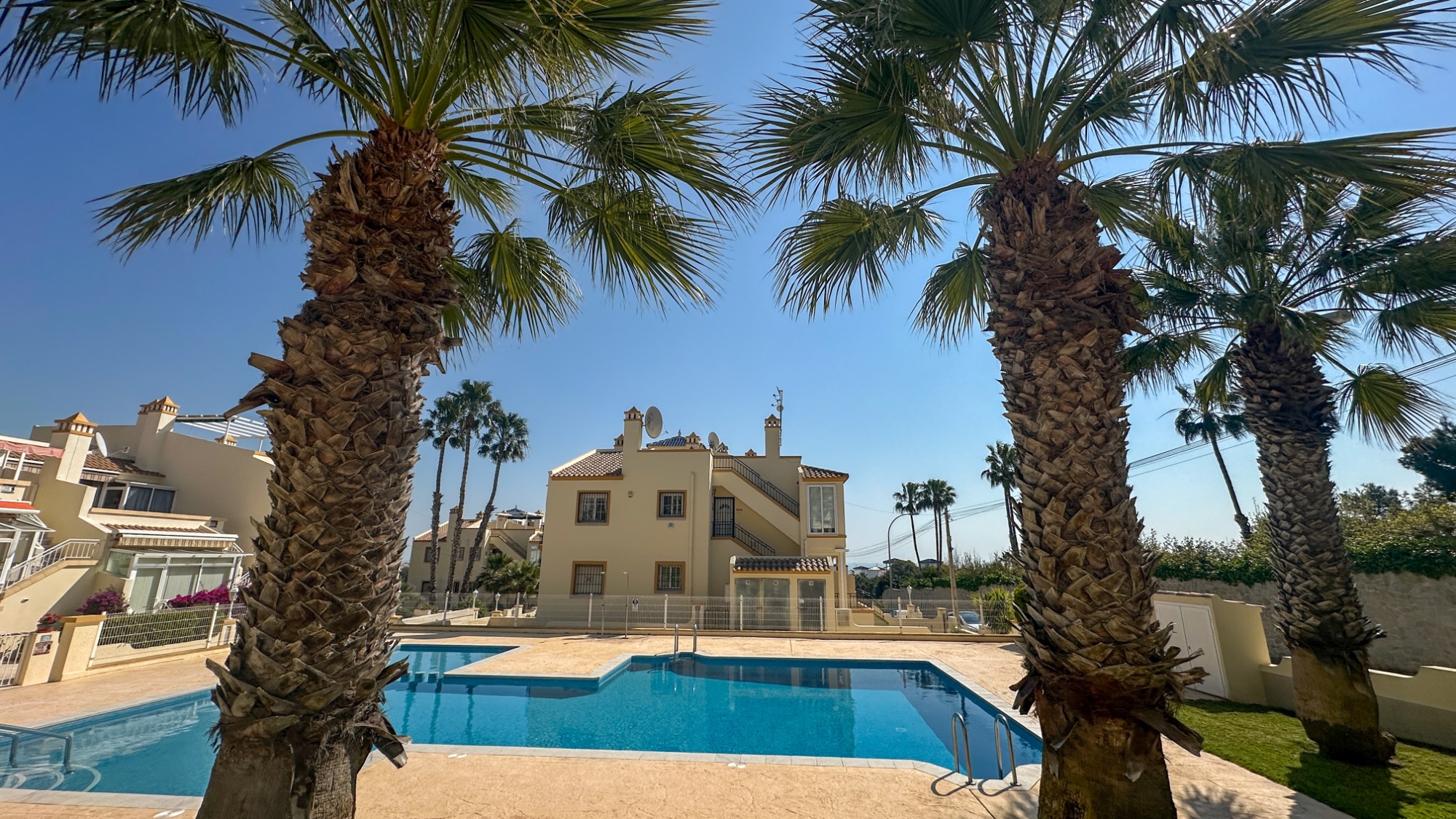 For sale - 3 Bedroom 2 Bathroom Duplex in Orihuela Costa - Costa Blanca  - Alicante