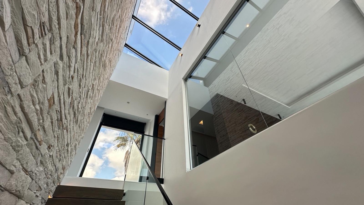 For sale - 4 Bedroom 6 Bathroom Villa in Villamartin - , Villamartin, Alicante, Spain - Alicante