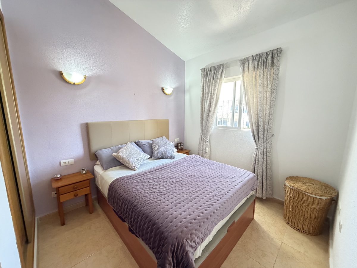 For sale - 2 Bedroom 1 Bathroom Apartment in Villamartin - , Villamartin, Alicante, Spain - Alicante