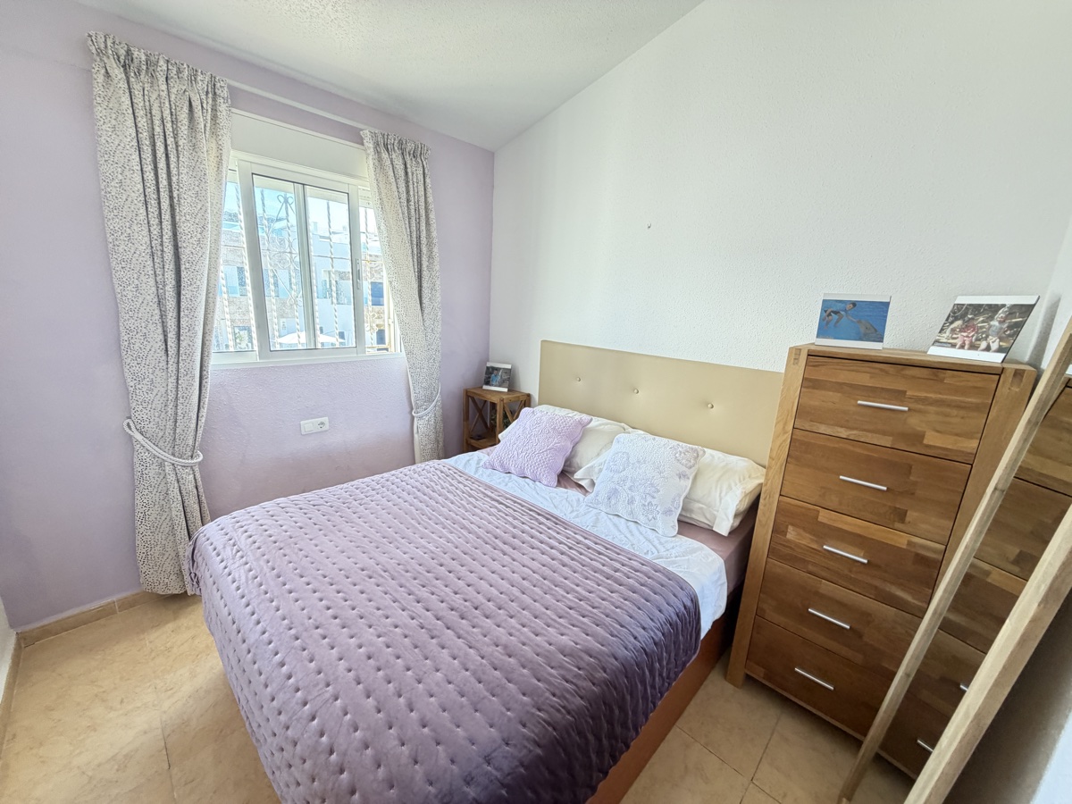 For sale - 2 Bedroom 1 Bathroom Apartment in Villamartin - , Villamartin, Alicante, Spain - Alicante