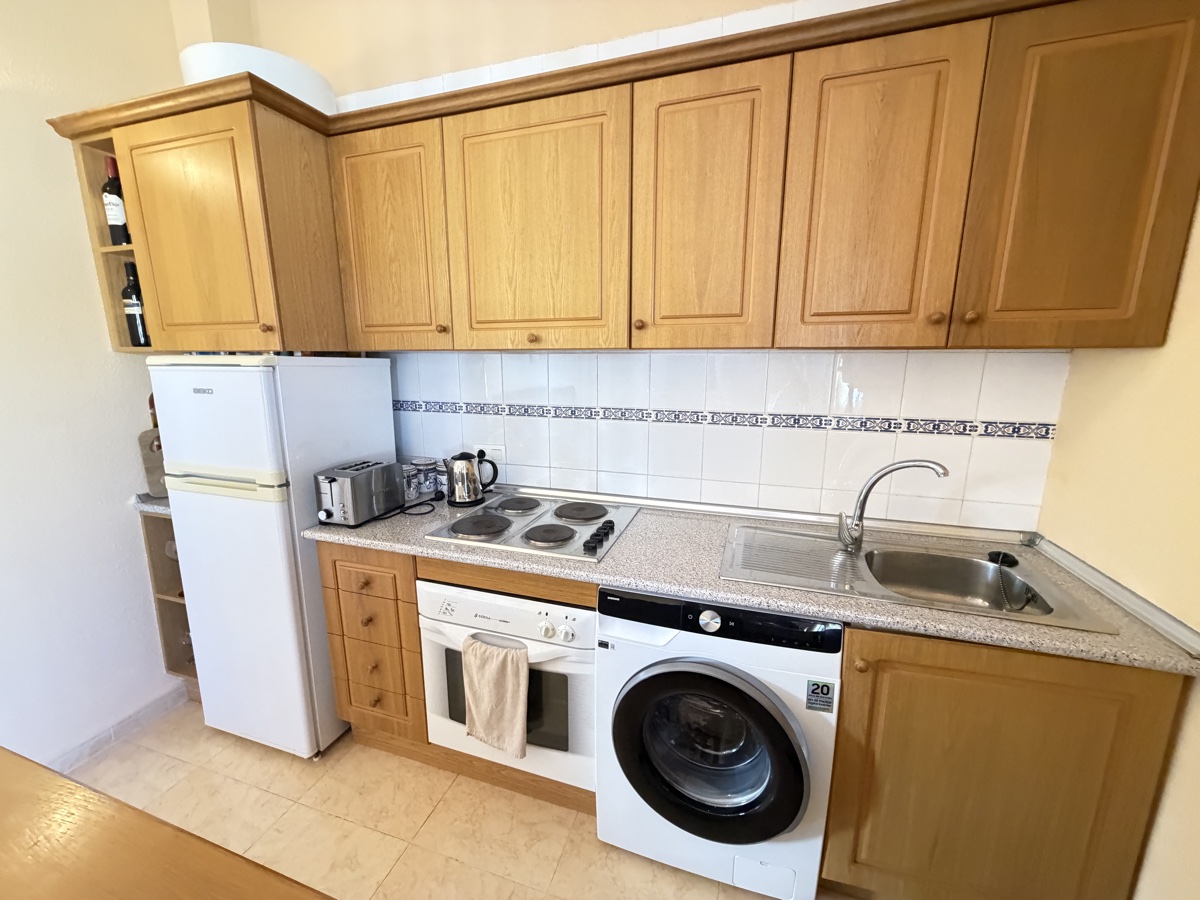 For sale - 2 Bedroom 1 Bathroom Apartment in Villamartin - , Villamartin, Alicante, Spain - Alicante