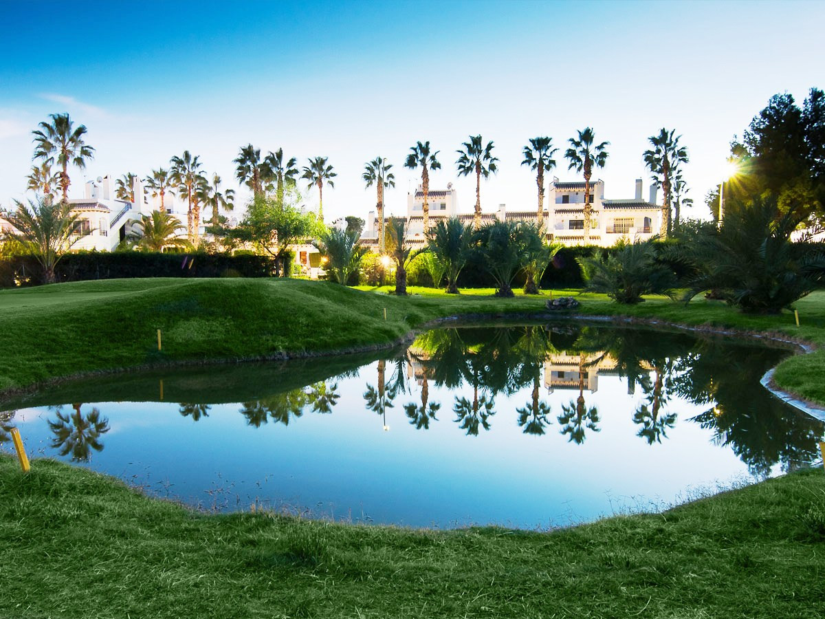 For sale - 2 Bedroom 1 Bathroom Bungalow in Villamartin - Costa Blanca  - Alicante