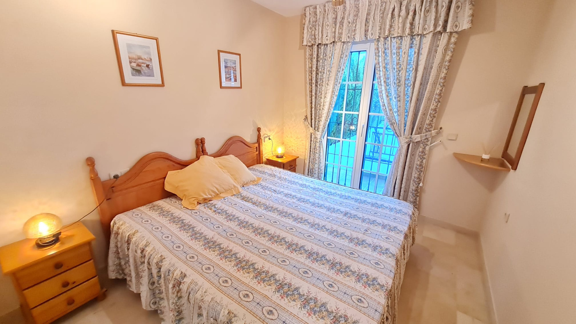 For sale - 2 Bedroom 1 Bathroom Bungalow in Villamartin - Costa Blanca  - Alicante