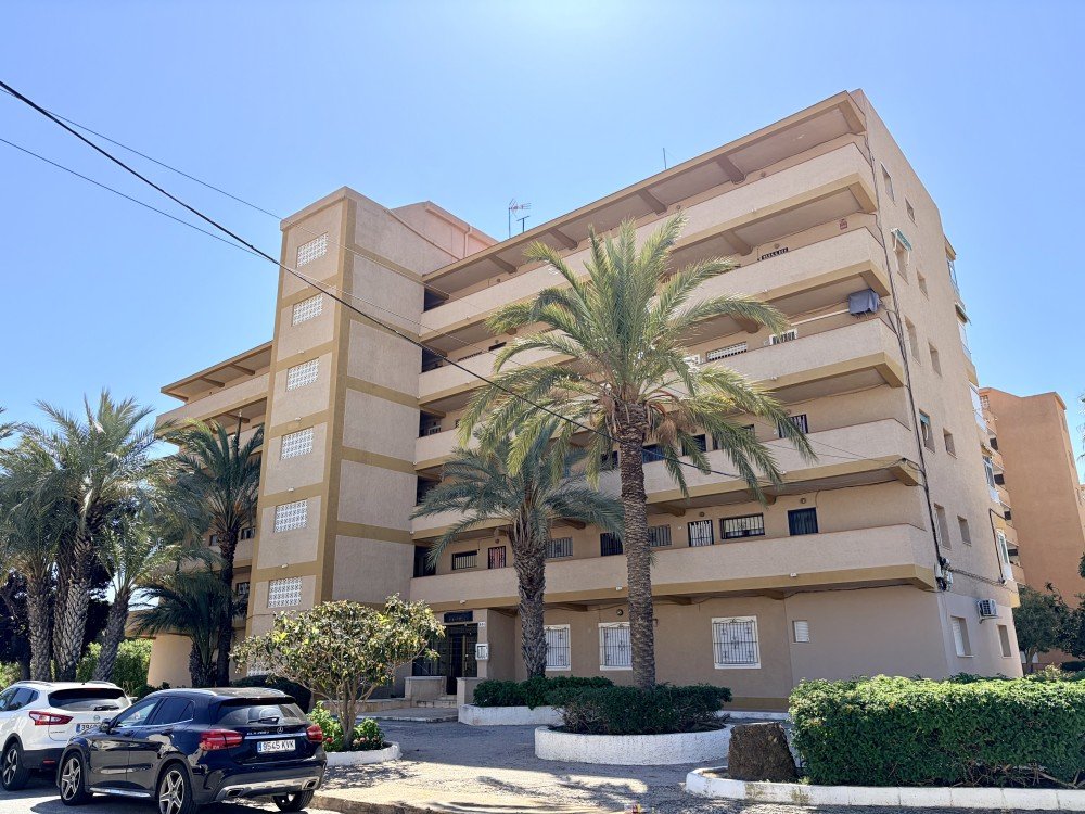 For sale - 2 Bedroom 1 Bathroom Apartment in Guardamar del Segura - Costa Blanca  - Alicante