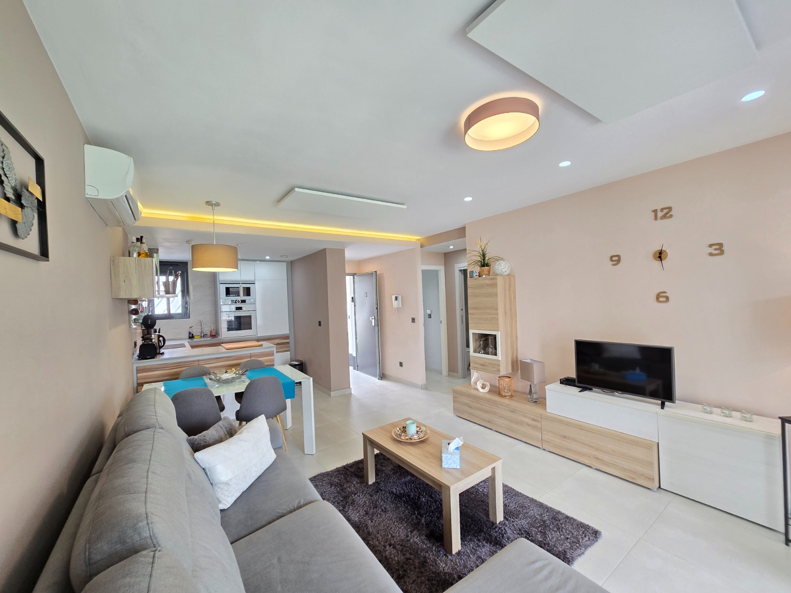 For sale - 2 Bedroom 2 Bathroom Apartment in Orihuela Costa - Costa Blanca  - Alicante