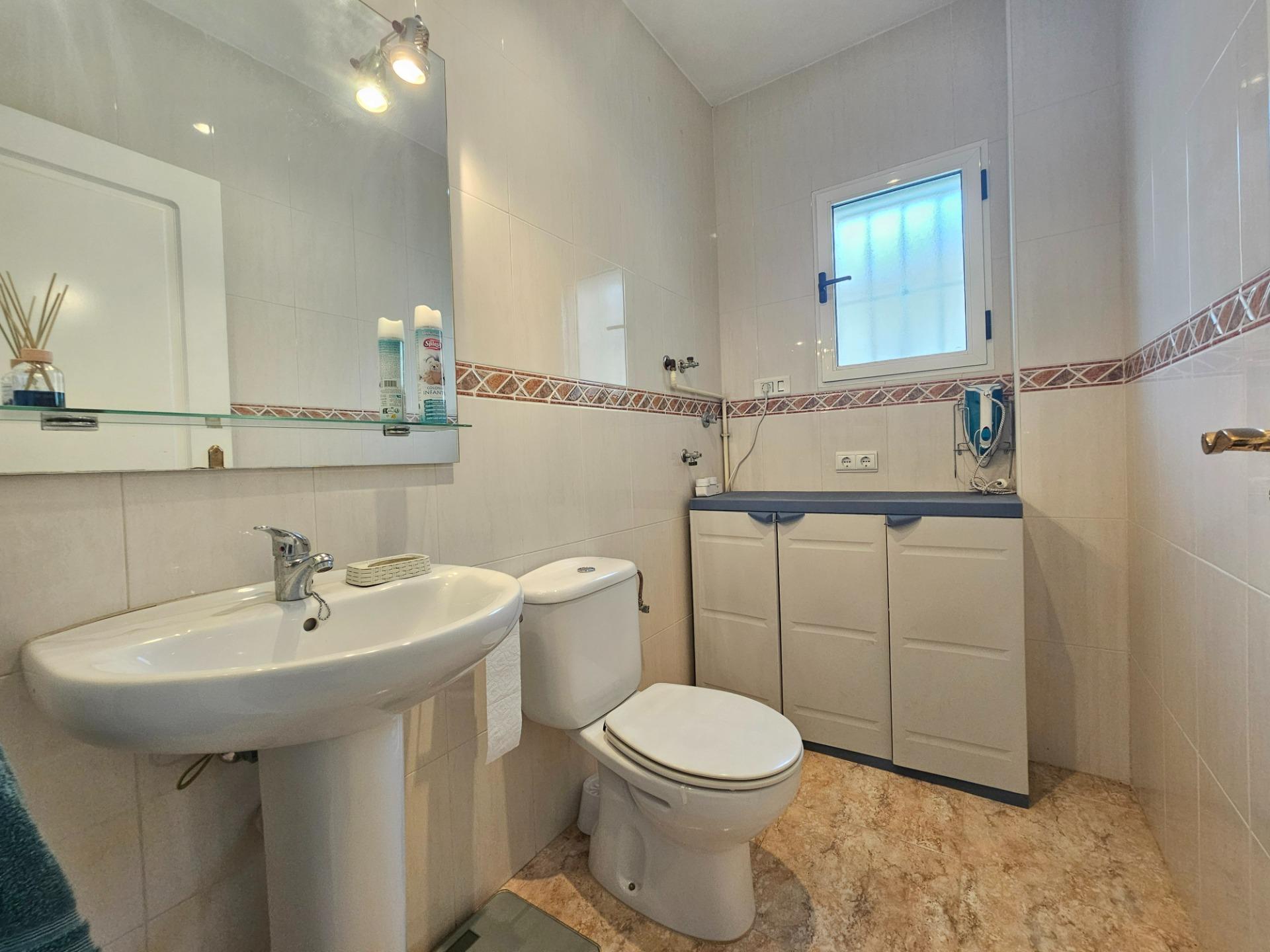 For sale - 3 Bedroom 2 Bathroom Villa in Benijofar - Benimar 3  - Alicante