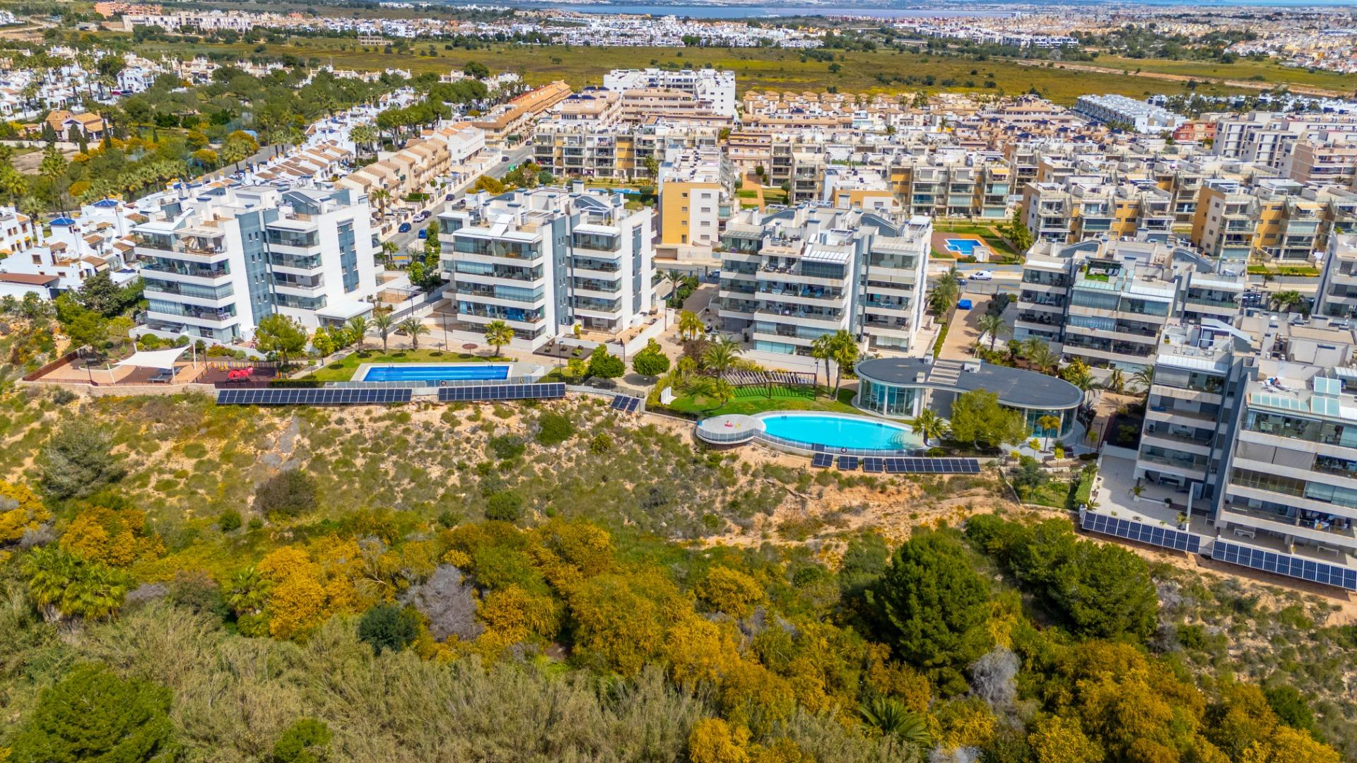 For sale - 3 Bedroom 2 Bathroom Apartment in Orihuela Costa - Los Dolses  - Alicante