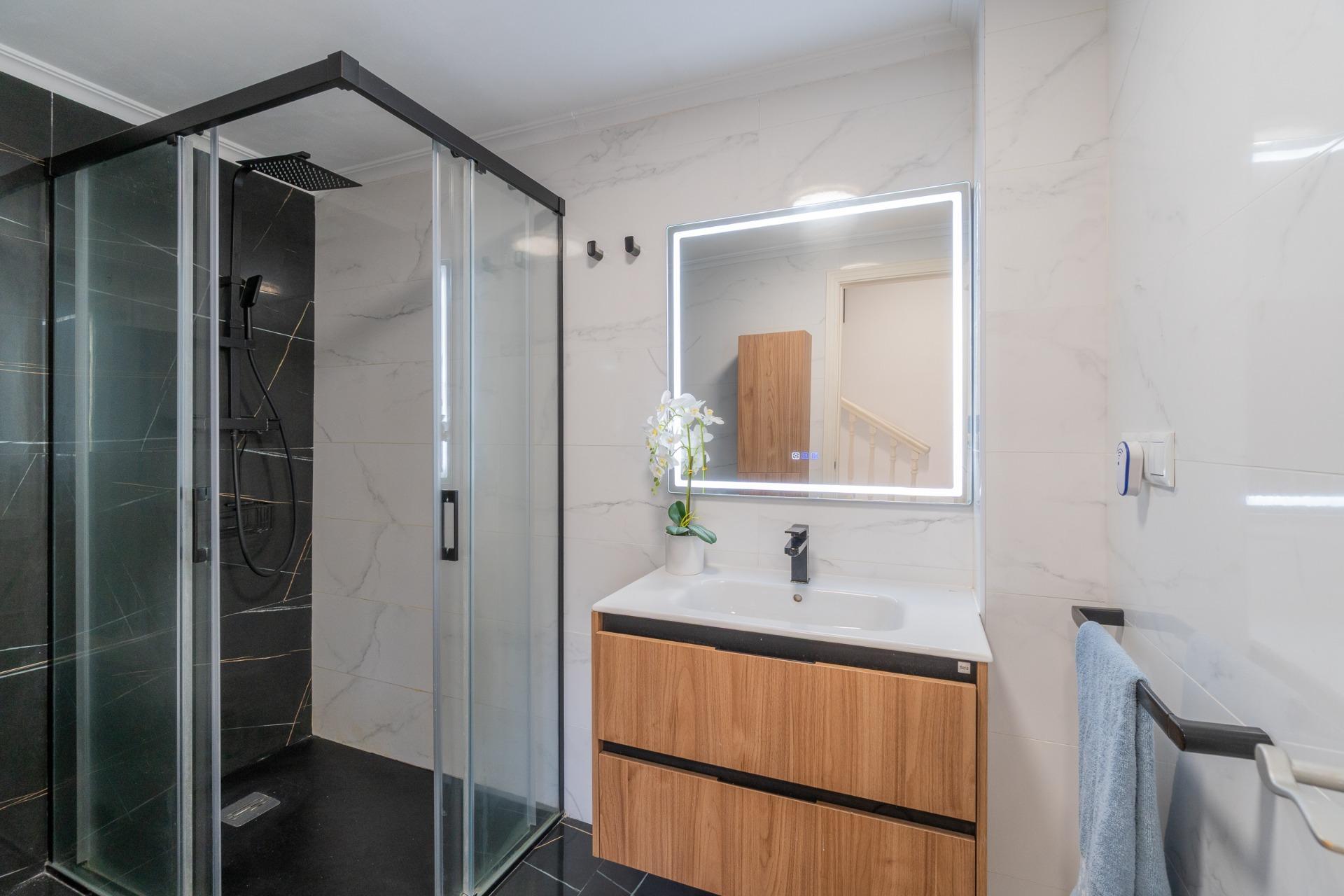 For sale - 3 Bedroom 2 Bathroom Town house in Playa Flamenca - Zeniamar-Horizonte-La Campana  - Alicante