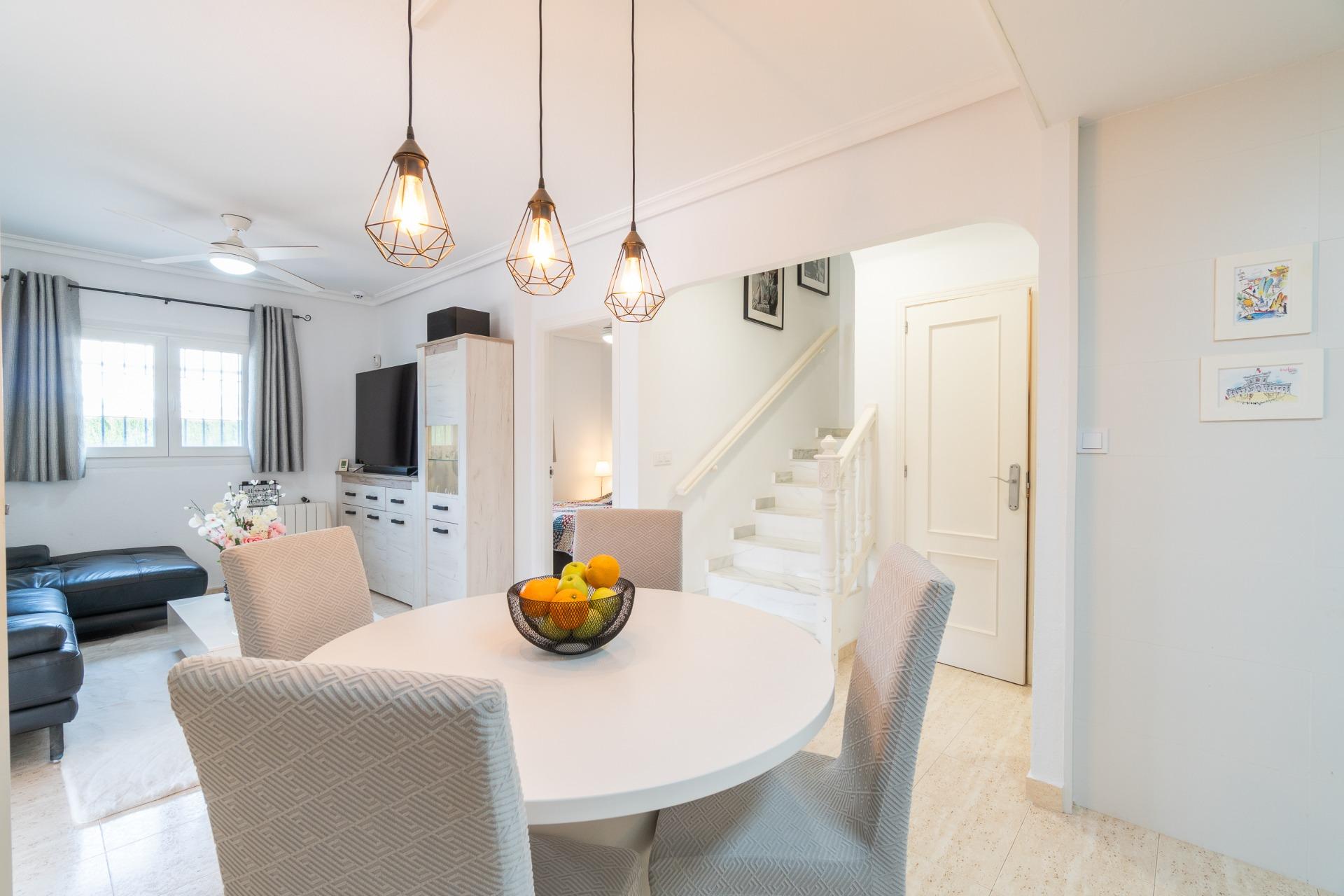 For sale - 3 Bedroom 2 Bathroom Town house in Playa Flamenca - Zeniamar-Horizonte-La Campana  - Alicante