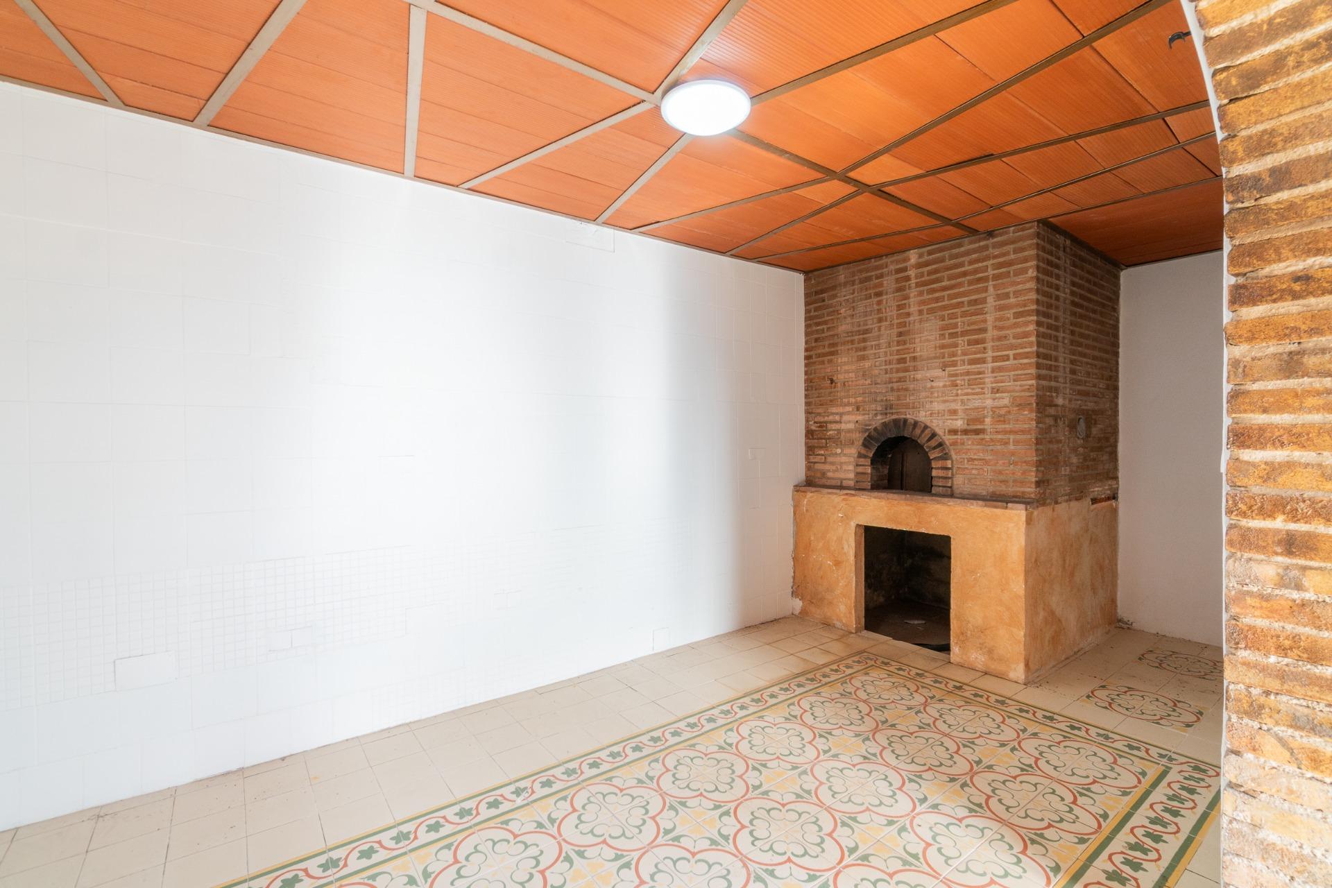 For sale - 4 Bedroom 2 Bathroom Villa in Torrevieja - Los altos  - Alicante