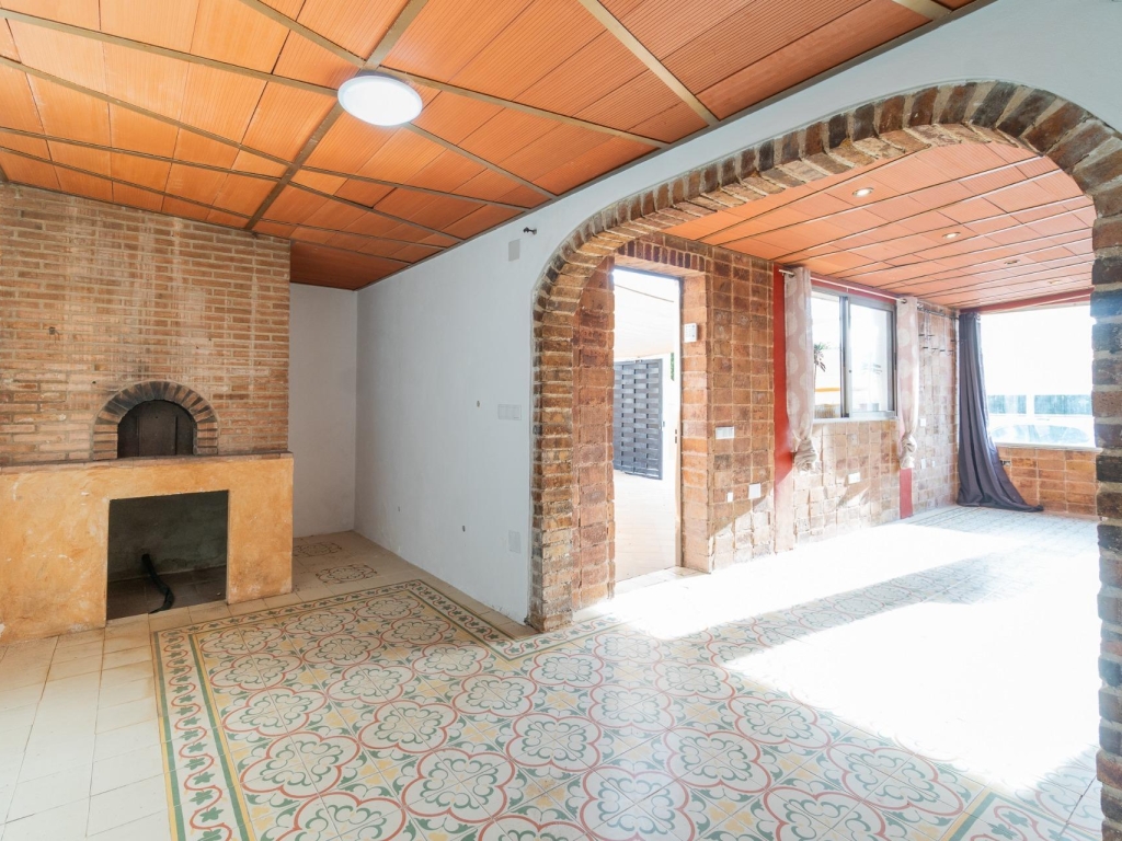 4 Bedroom 2 Bathroom Villa in Torrevieja