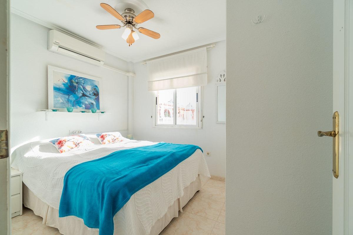 For sale - 2 Bedroom 1 Bathroom Townhouse in Playa Flamenca - Playa Flamenca  - Alicante