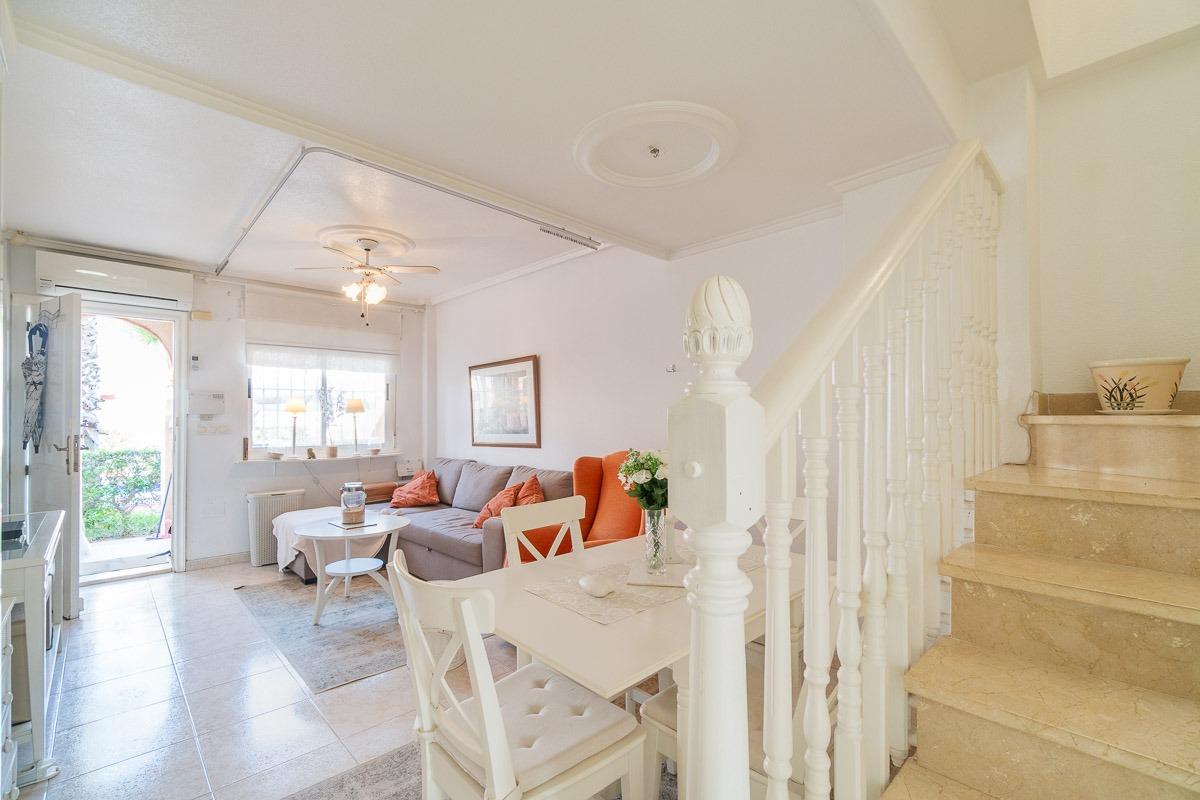 For sale - 2 Bedroom 1 Bathroom Townhouse in Playa Flamenca - Playa Flamenca  - Alicante