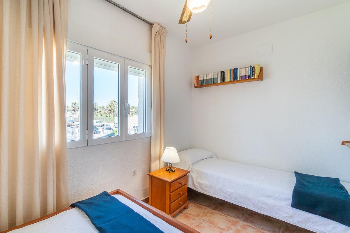 For sale - 2 Bedroom 1 Bathroom Townhouse in Playa Flamenca - Playa Flamenca  - Alicante