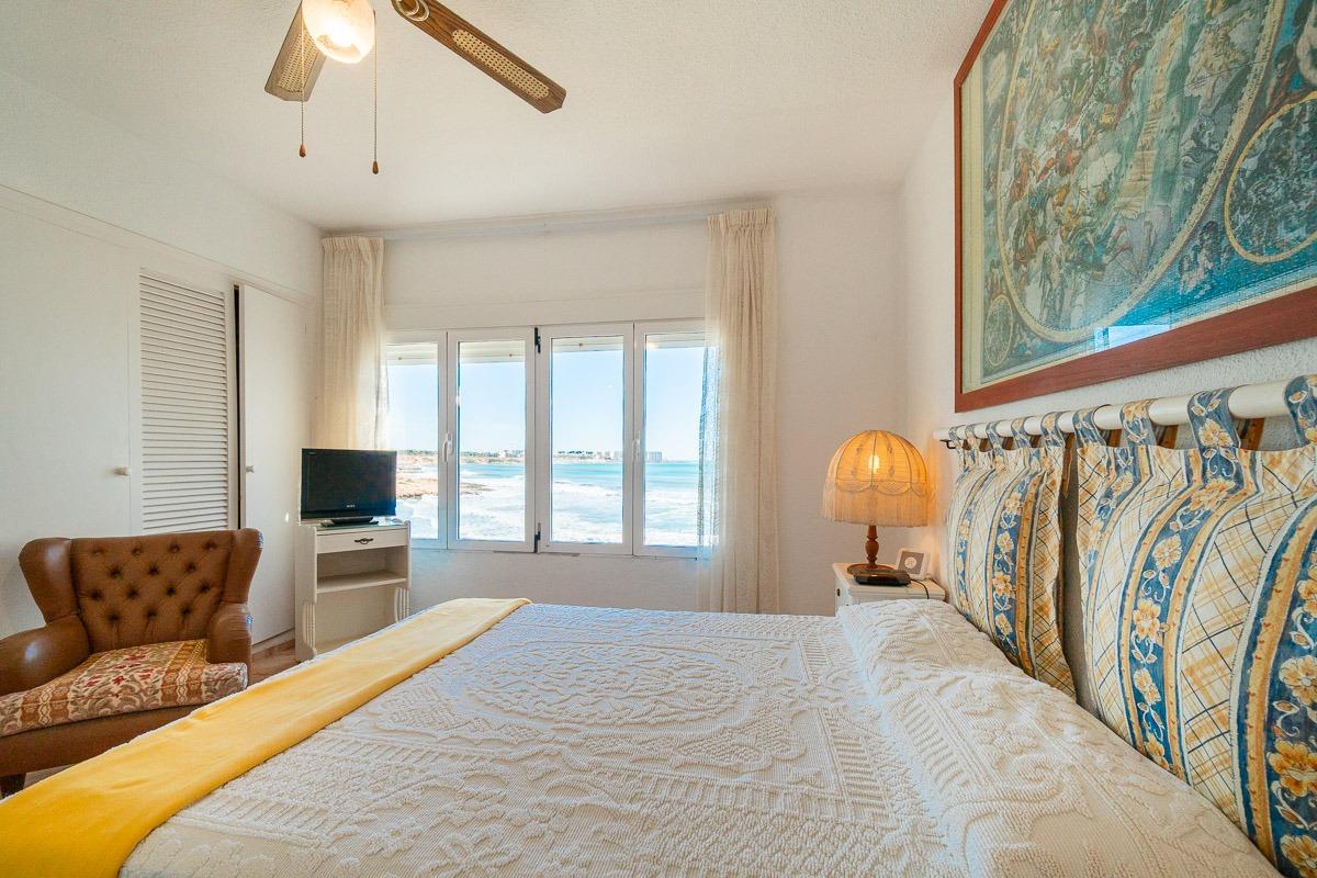 For sale - 2 Bedroom 1 Bathroom Townhouse in Playa Flamenca - Playa Flamenca  - Alicante