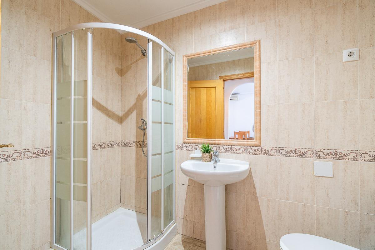 For sale - 2 Bedroom 1 Bathroom Ground floor apartment Villamartin - Villamartin  - Alicante