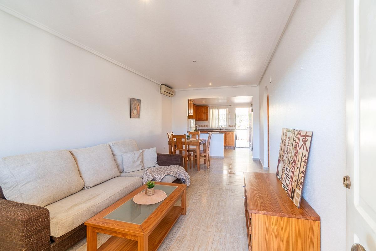 For sale - 2 Bedroom 1 Bathroom Ground floor apartment Villamartin - Villamartin  - Alicante