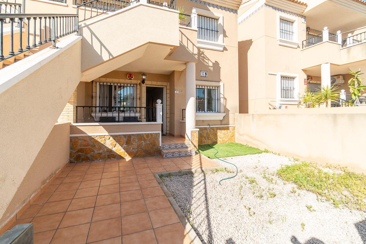 For sale - 2 Bedroom 1 Bathroom Ground floor apartment Villamartin - Villamartin  - Alicante