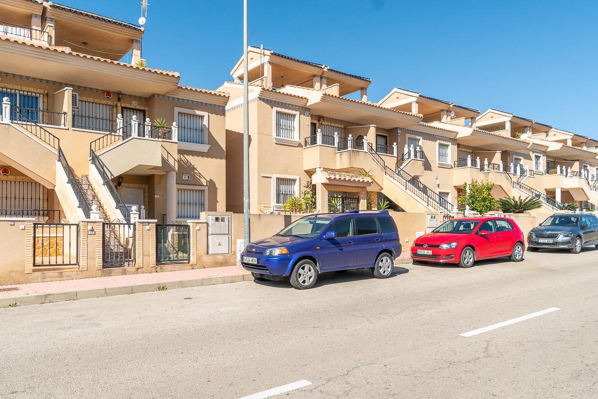 For sale - 2 Bedroom 1 Bathroom Ground floor apartment Villamartin - Villamartin  - Alicante