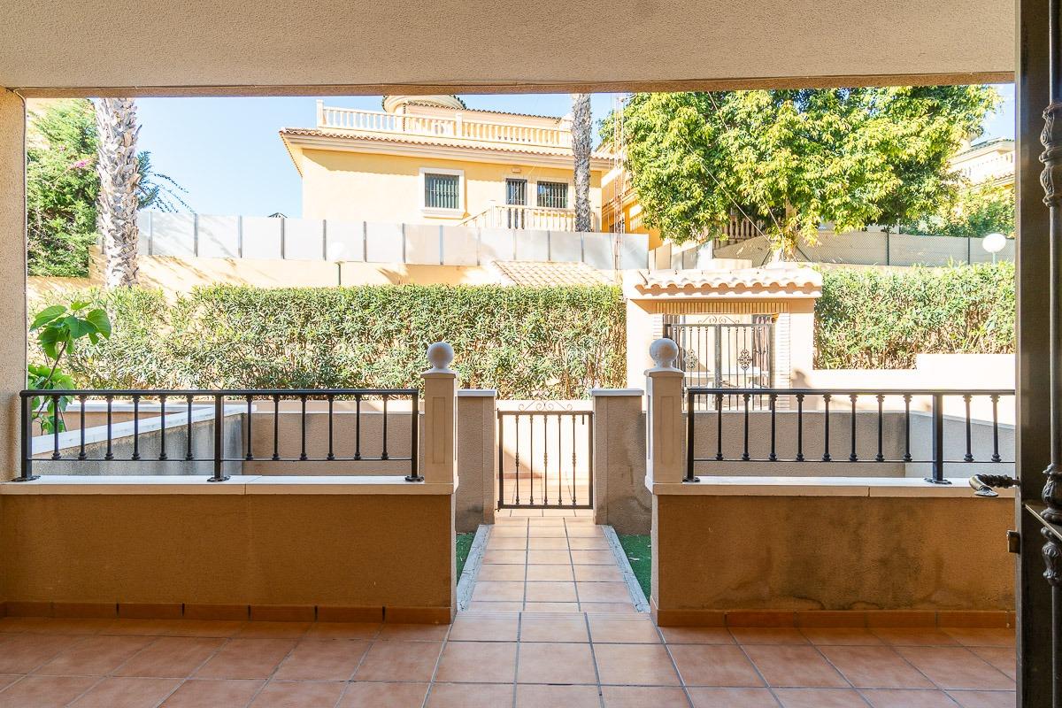 For sale - 2 Bedroom 1 Bathroom Ground floor apartment Villamartin - Villamartin  - Alicante