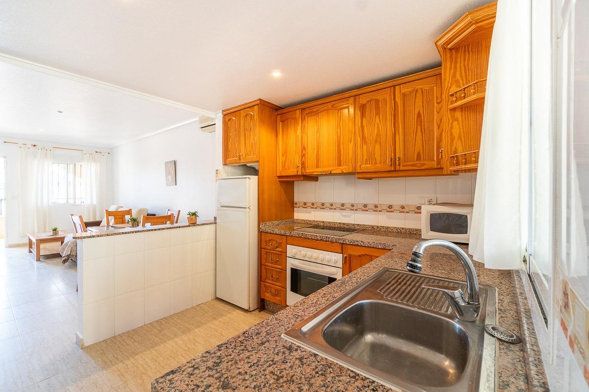 For sale - 2 Bedroom 1 Bathroom Ground floor apartment Villamartin - Villamartin  - Alicante