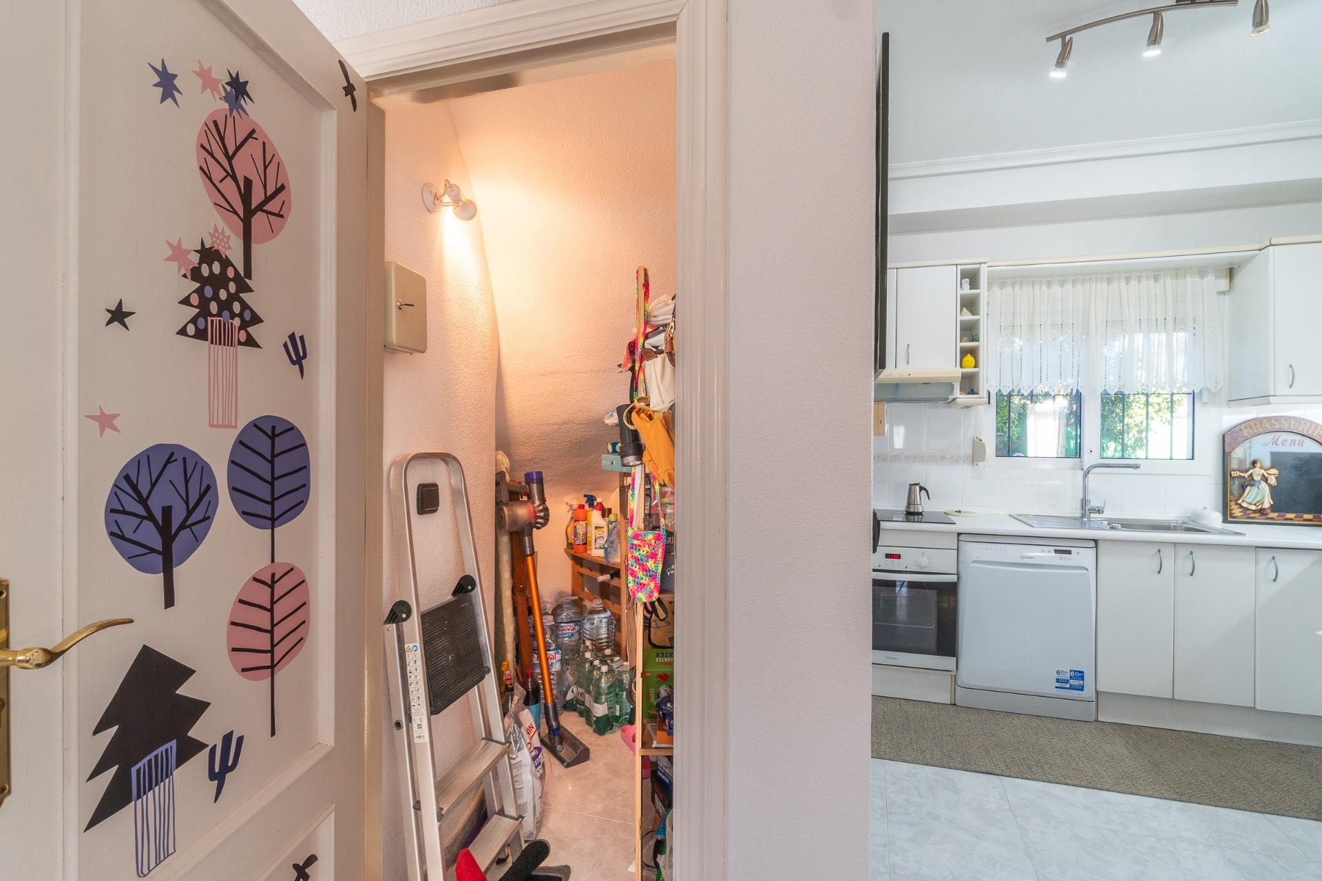 For sale - 3 Bedroom 2 Bathroom Villa in Playa Flamenca - Playa Flamenca - Alicante