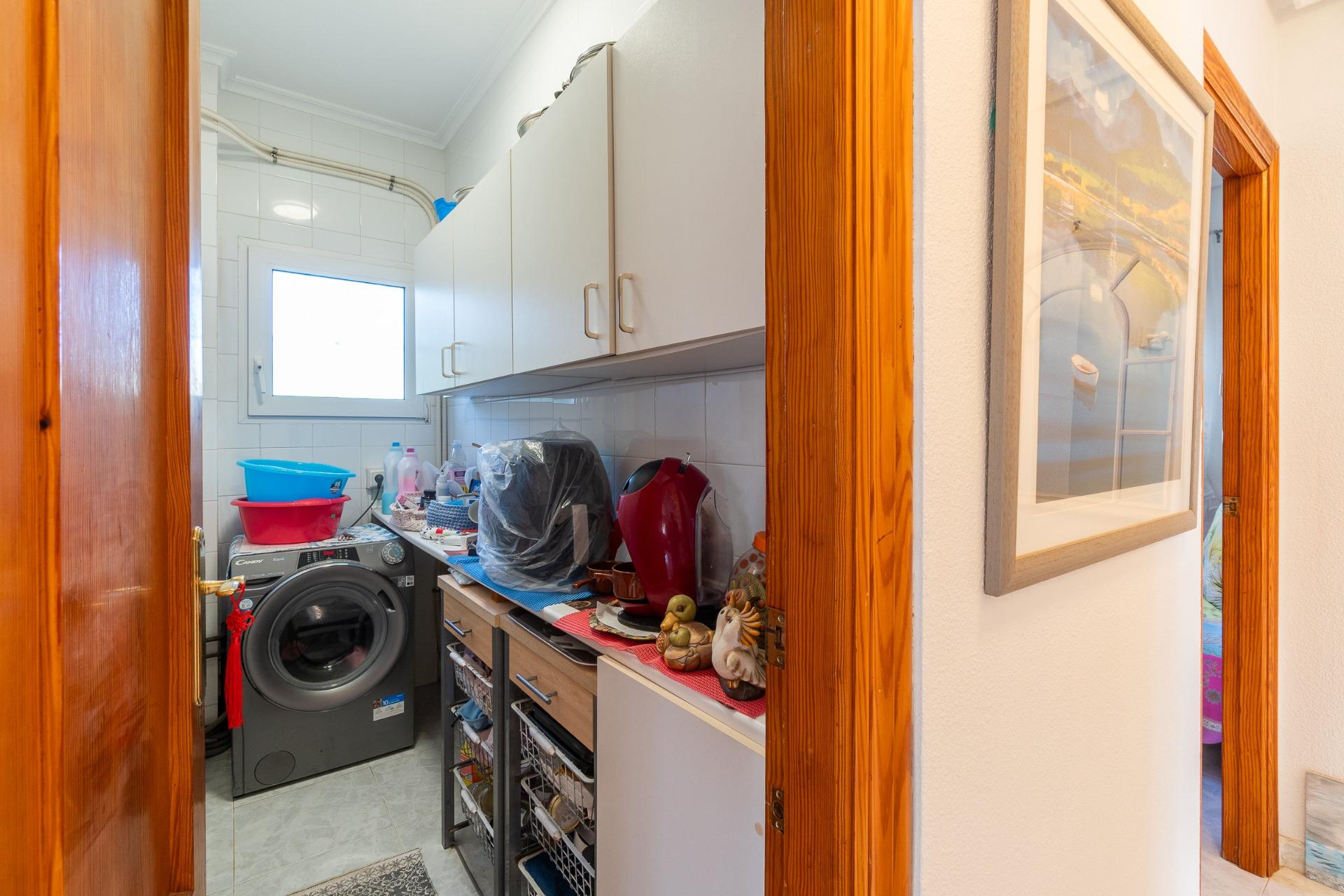 For sale - 3 Bedroom 2 Bathroom Villa in Playa Flamenca - Playa Flamenca - Alicante