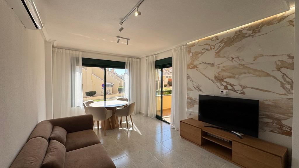 For sale - 2 Bedroom 2 Bathroom Apartment in Villamartin - Las Filipinas  - Alicante