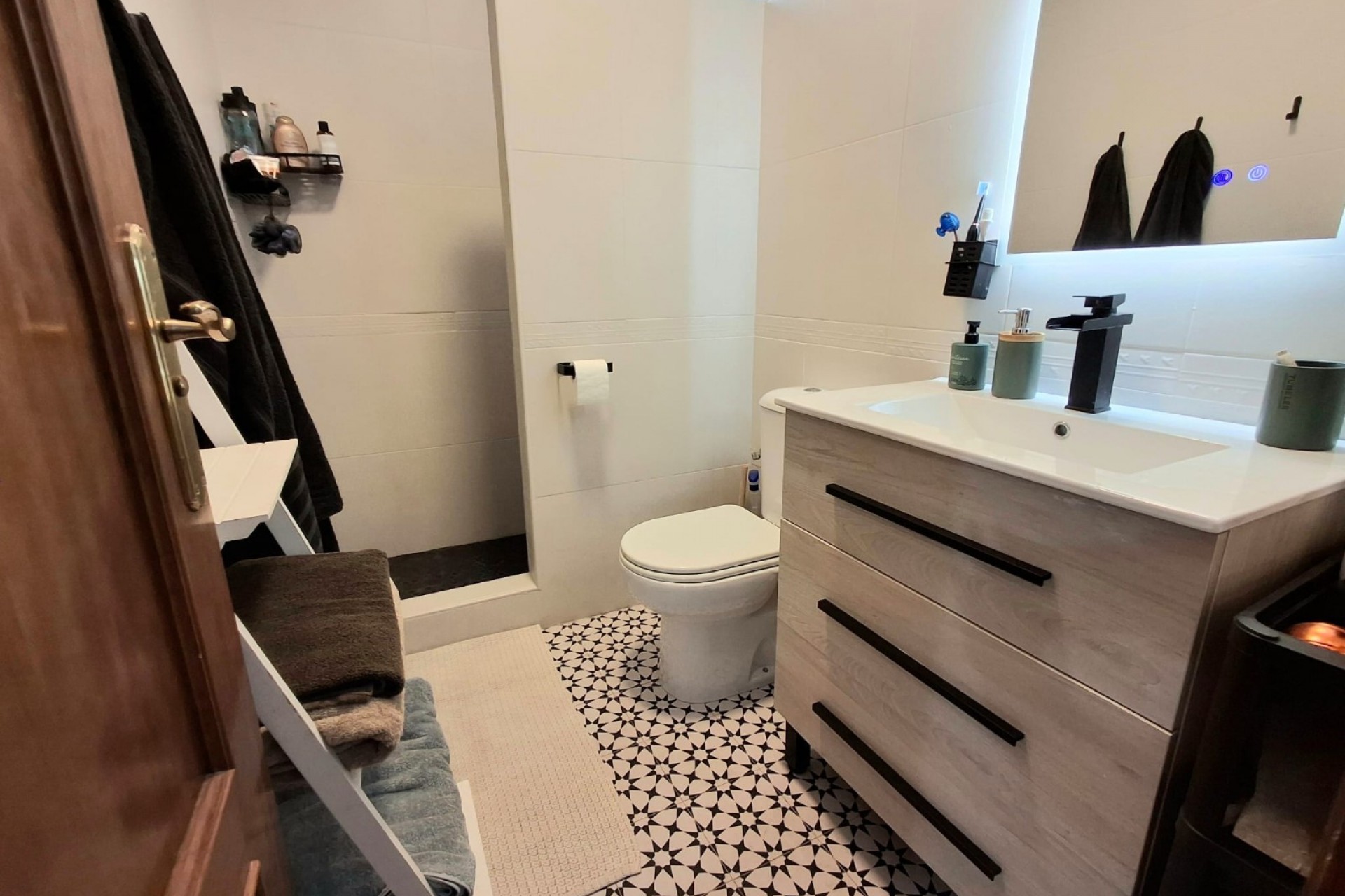 For sale - 4 Bedroom 3 Bathroom Villa Detached in Ciudad Quesada - Doña pepa  - Alicante