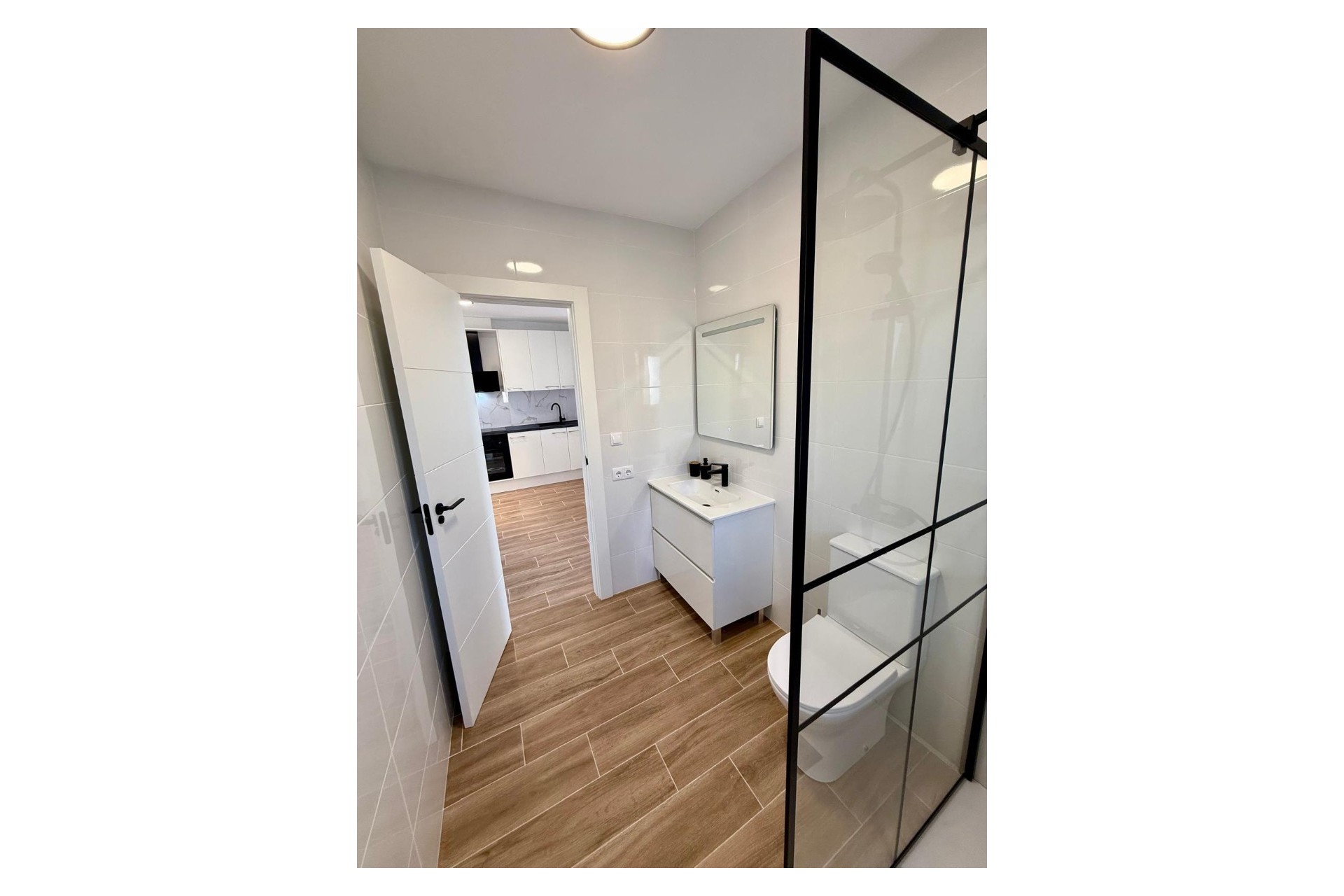 For sale - 3 Bedroom 1 Bathroom Semi-Detached in Ciudad Quesada - Rojales  - Alicante