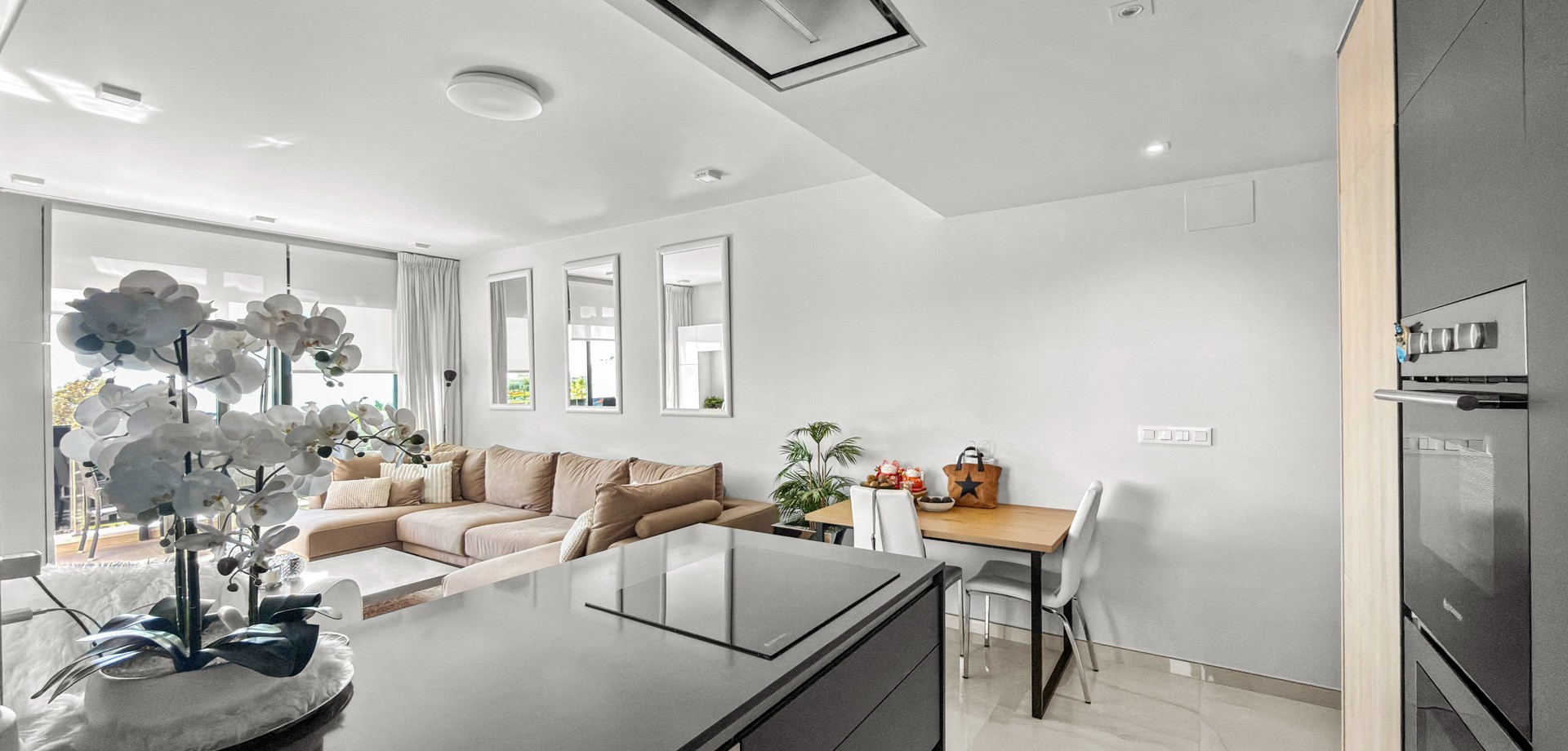 For sale - 3 Bedroom 2 Bathroom Apartment in Orihuela Costa - Playa Flamenca  - Costa Blanca (Alicante)