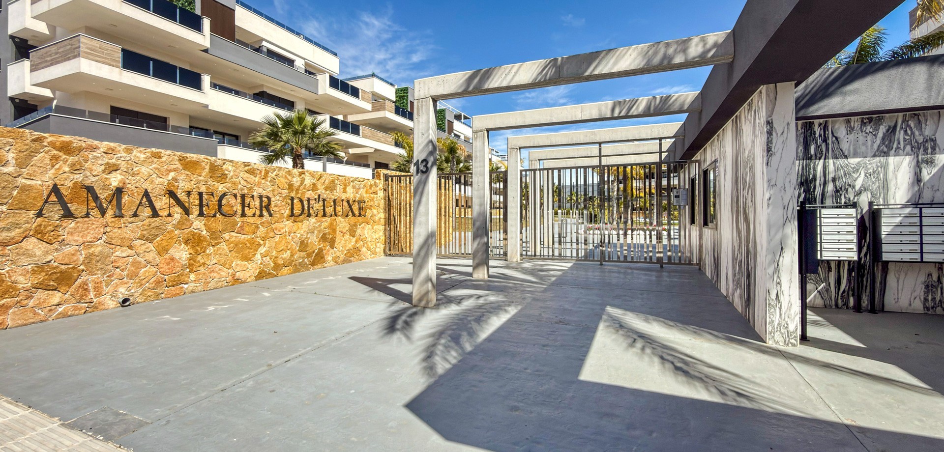 For sale - 3 Bedroom 2 Bathroom Apartment in Orihuela Costa - Playa Flamenca  - Costa Blanca (Alicante)