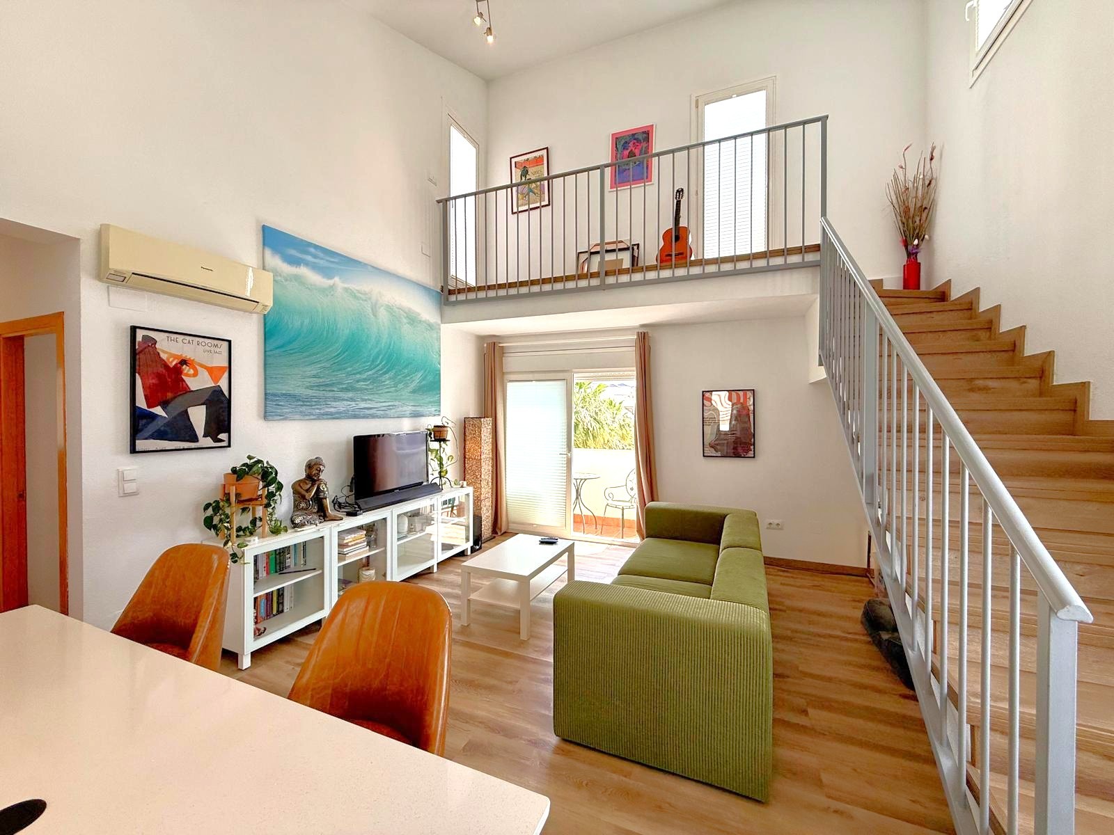 For sale - 2 Bedroom 1 Bathroom Penthouse in Villamartin - Villamartín  - Alicante