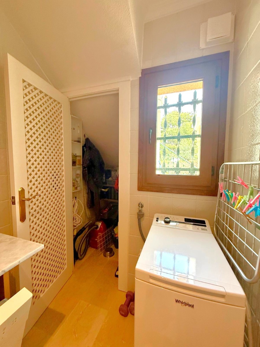 For sale - 3 Bedroom 3 Bathroom Townhouse in Villamartin - Villamartín  - Alicante