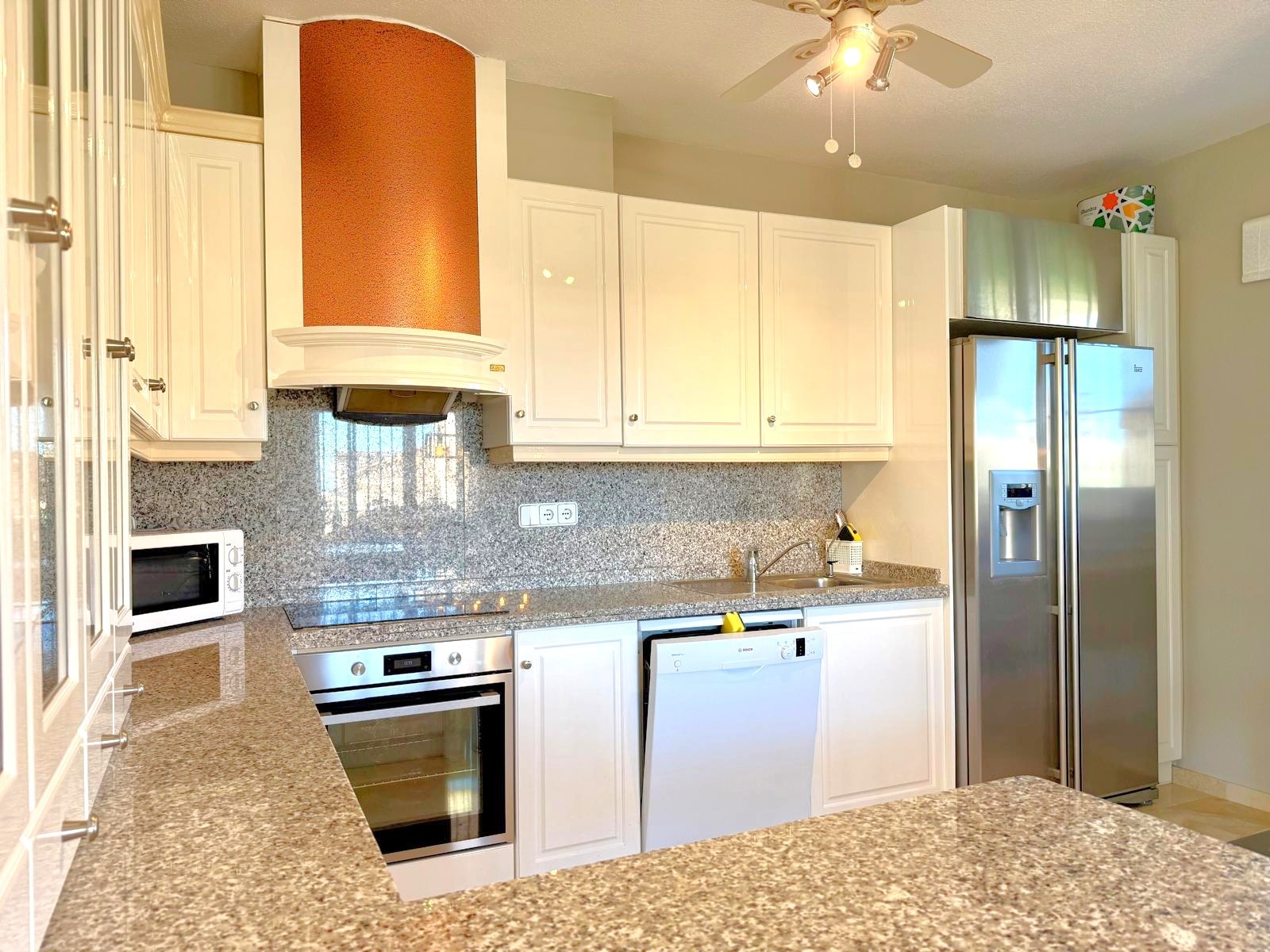 For sale - 3 Bedroom 3 Bathroom Villa in Villamartin - Los Dolses  - Alicante