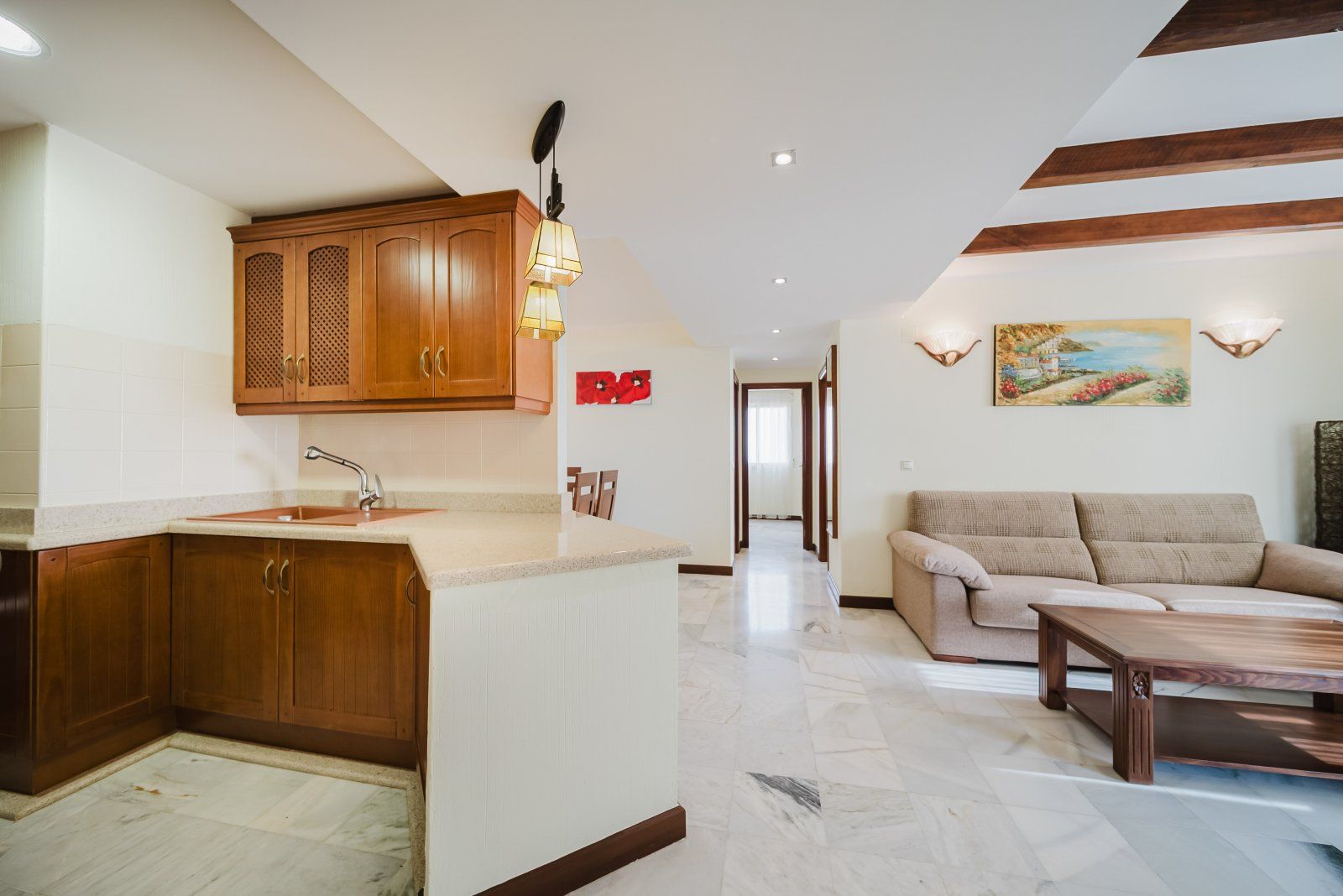 For sale - 3 Bedroom 2 Bathroom Apartamento in Torrevieja - Playa de Los Locos  - Alicante