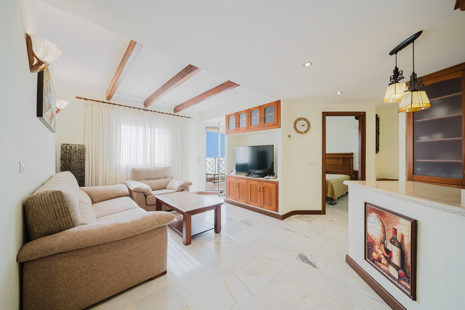 For sale - 3 Bedroom 2 Bathroom Apartamento in Torrevieja - Playa de Los Locos  - Alicante