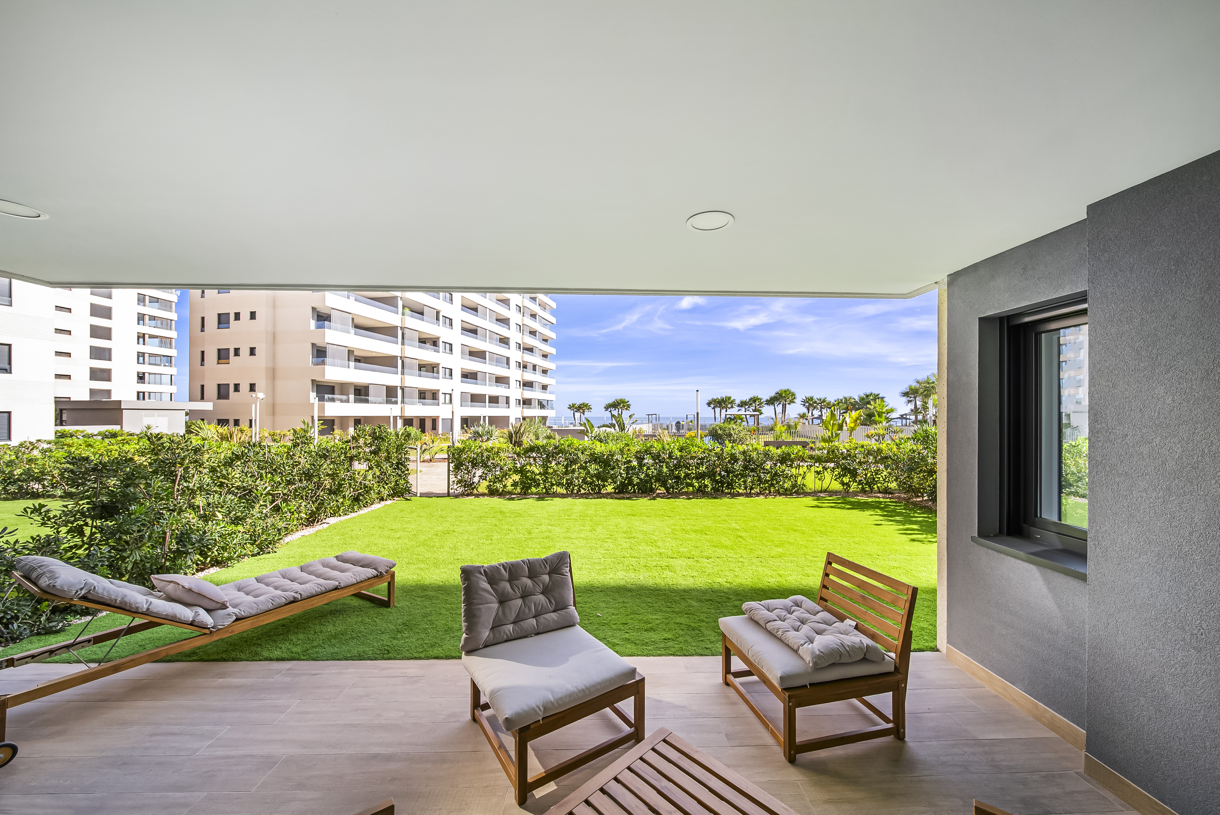 For sale - 2 Bedroom 2 Bathroom Apartamento in Torrevieja - Punta Prima  - Alicante