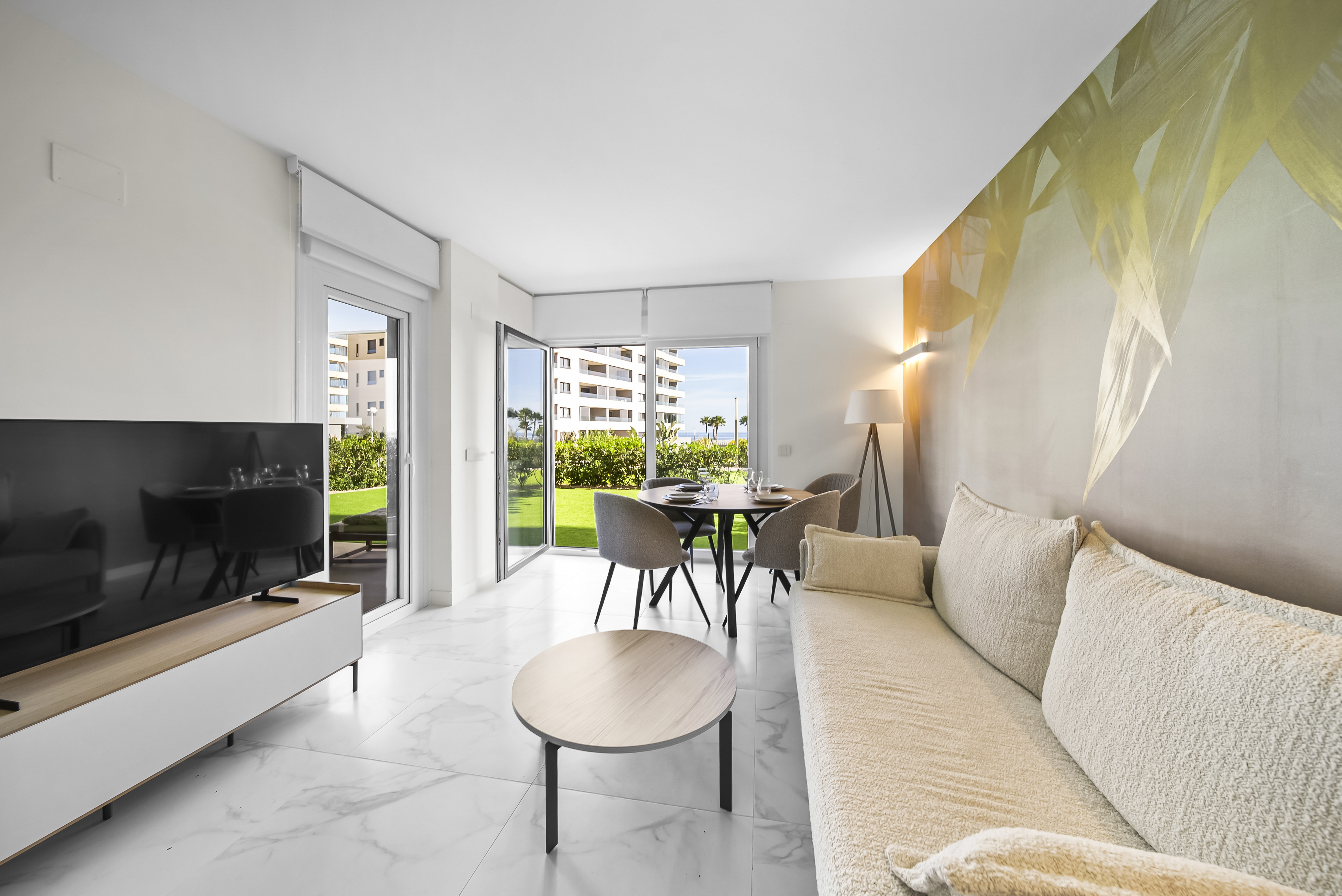 For sale - 2 Bedroom 2 Bathroom Apartamento in Torrevieja - Punta Prima  - Alicante