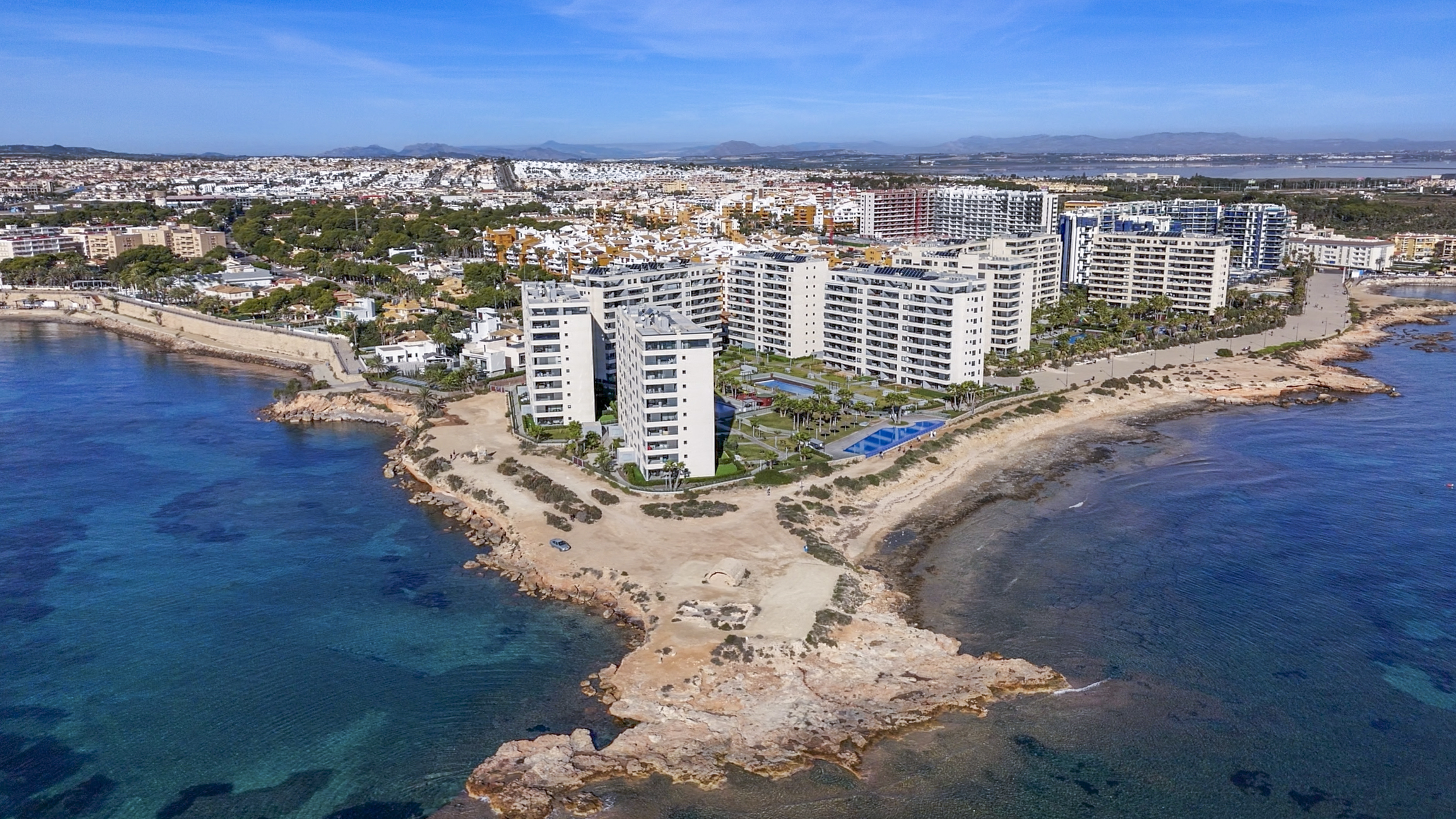 For sale - 2 Bedroom 2 Bathroom Apartamento in Torrevieja - Punta Prima  - Alicante