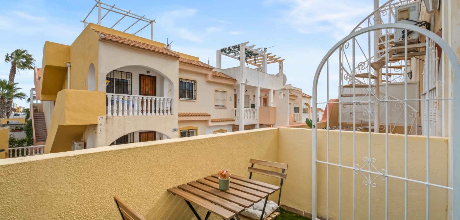 For sale - 2 Bedroom 1 Bathroom Townhouse in Orihuela Costa - La Florida  - Costa Blanca (Alicante)