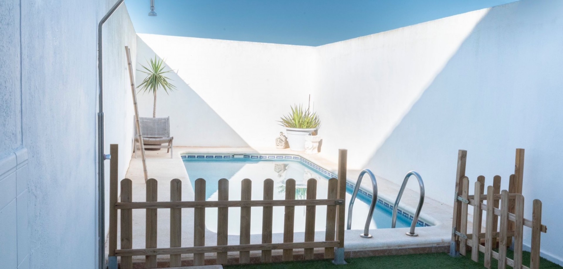 For sale - 4 Bedroom 2 Bathroom Townhouse in San Javier - San Javier  - Murcia