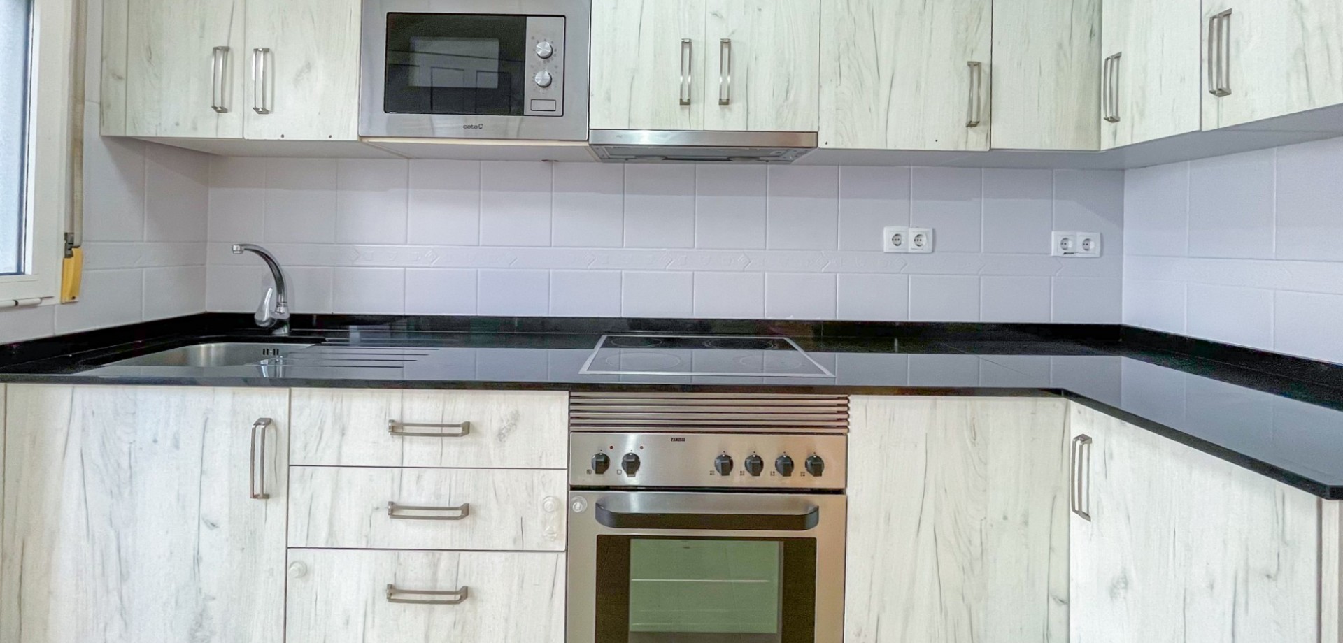 For sale - 4 Bedroom 2 Bathroom Townhouse in San Javier - San Javier  - Murcia