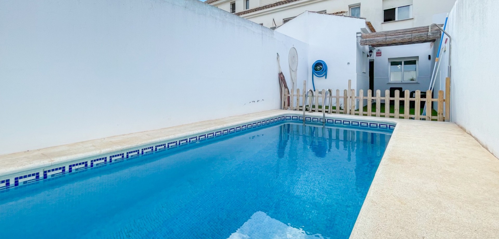 For sale - 4 Bedroom 2 Bathroom Townhouse in San Javier - San Javier  - Murcia