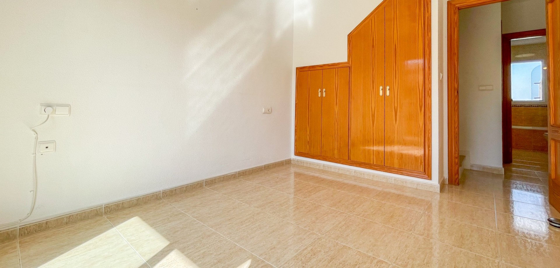 For sale - 4 Bedroom 2 Bathroom Townhouse in San Javier - San Javier  - Murcia