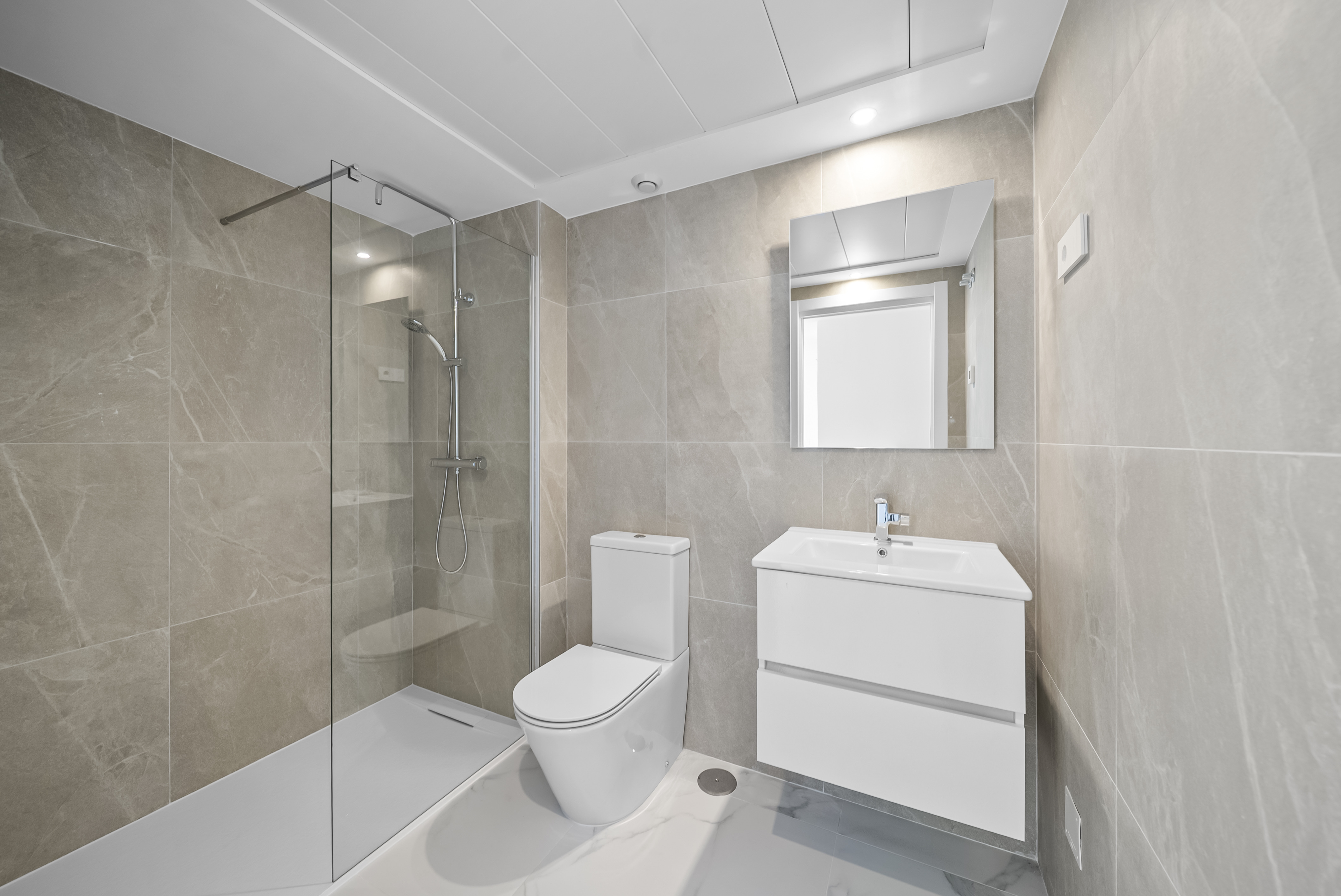 For sale - 3 Bedroom 2 Bathroom Apartamento in Torrevieja - Punta Prima  - Alicante