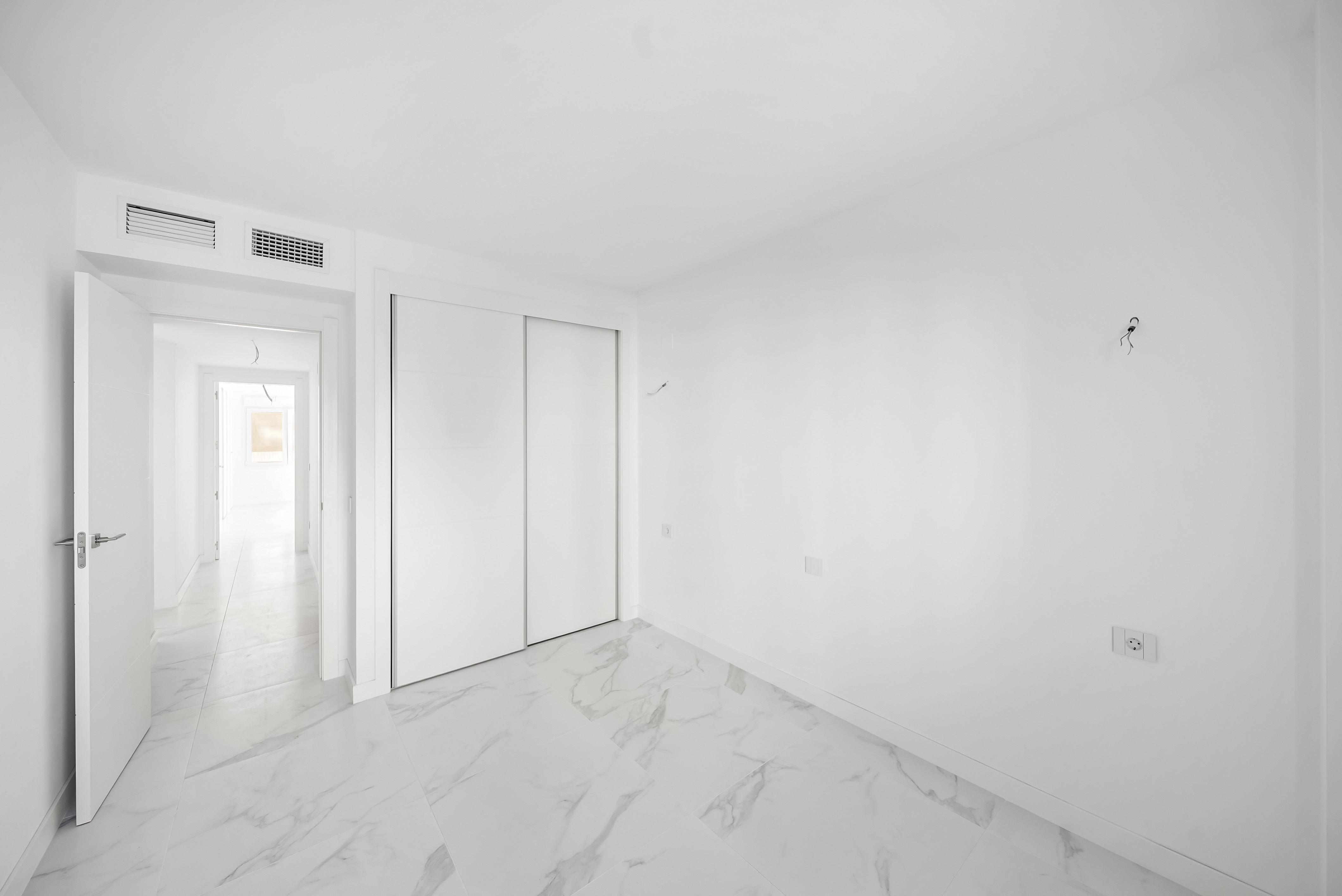 For sale - 3 Bedroom 2 Bathroom Apartamento in Torrevieja - Punta Prima  - Alicante